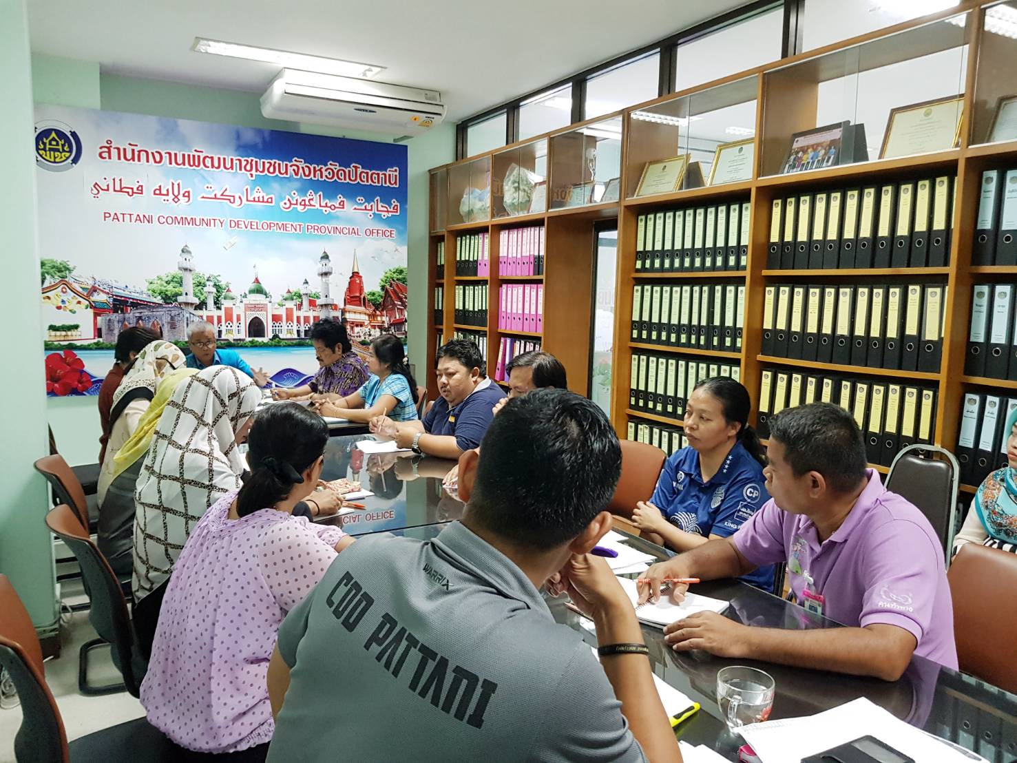 พช.ปัตตานี ประชุมเตรียมความพร้อมการจัดงานแสดงสินค้าวัฒนธรรม ของดีเมืองตานีและงานกาชาดจังหวัดปัตตานี ประจำปี 2561