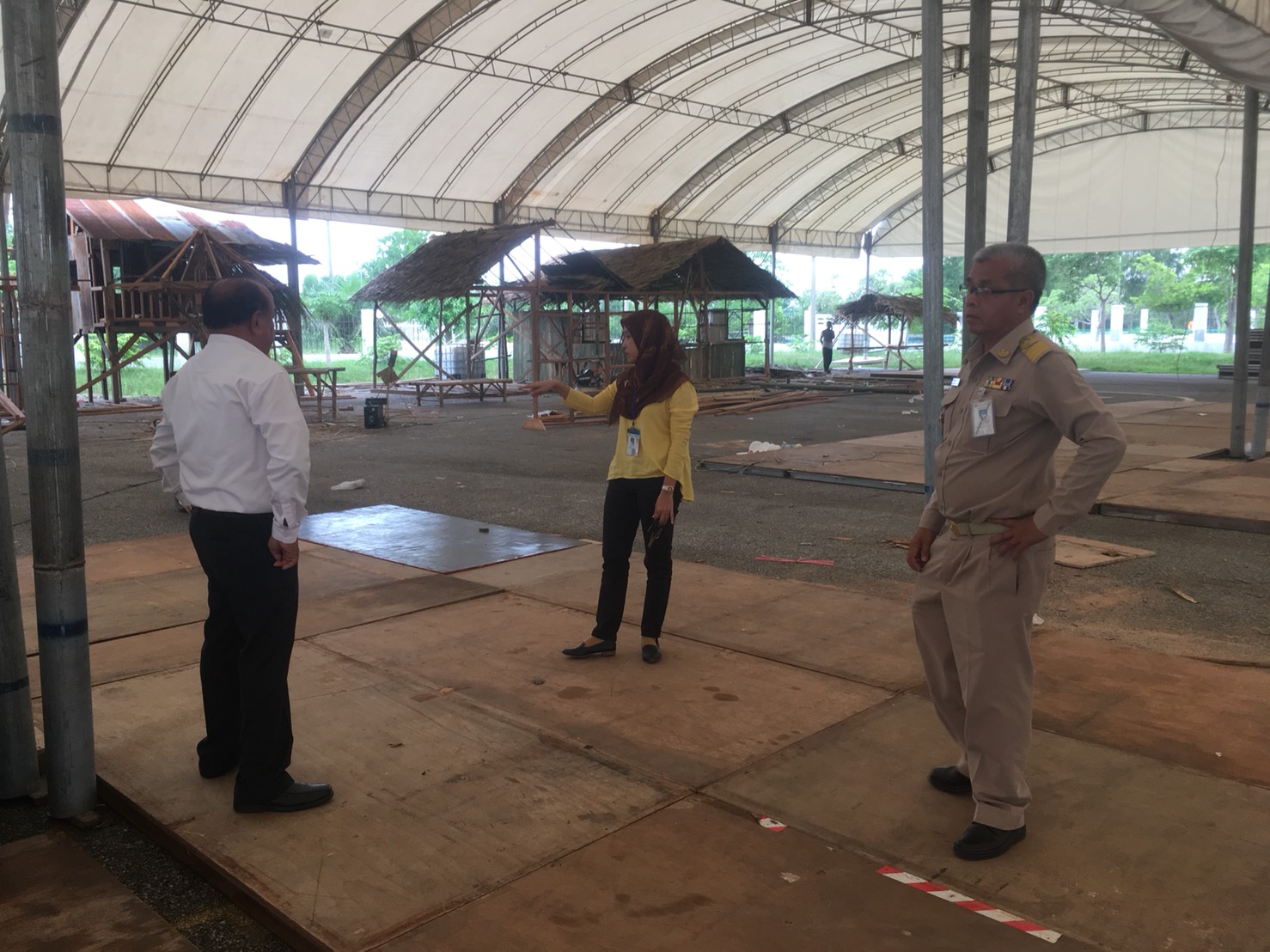 พช.ปัตตานี ลงพื้นที่ตรวจสถานที่การจัดงานแสดงสินค้า วัฒนธรรม ของดีเมืองปัตตานีและงานกาชาดจังหวัดปัตตานี ประจำปี 2561