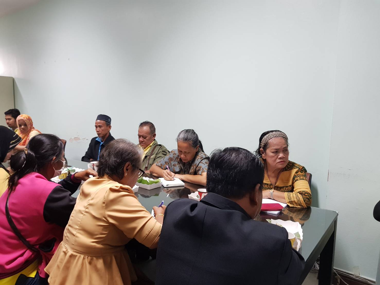 พช.ปัตตานี ประชุมกิจกรรมติดตามและสรุปบทเรียนทีมสนับสนุนขับเคลื่อนสัมมาชีพชุมชนน้อมนำหลักปรัชญาของเศรษฐกิจพอเพียงไปสู่การปฏิบัติระดับจังหวัด