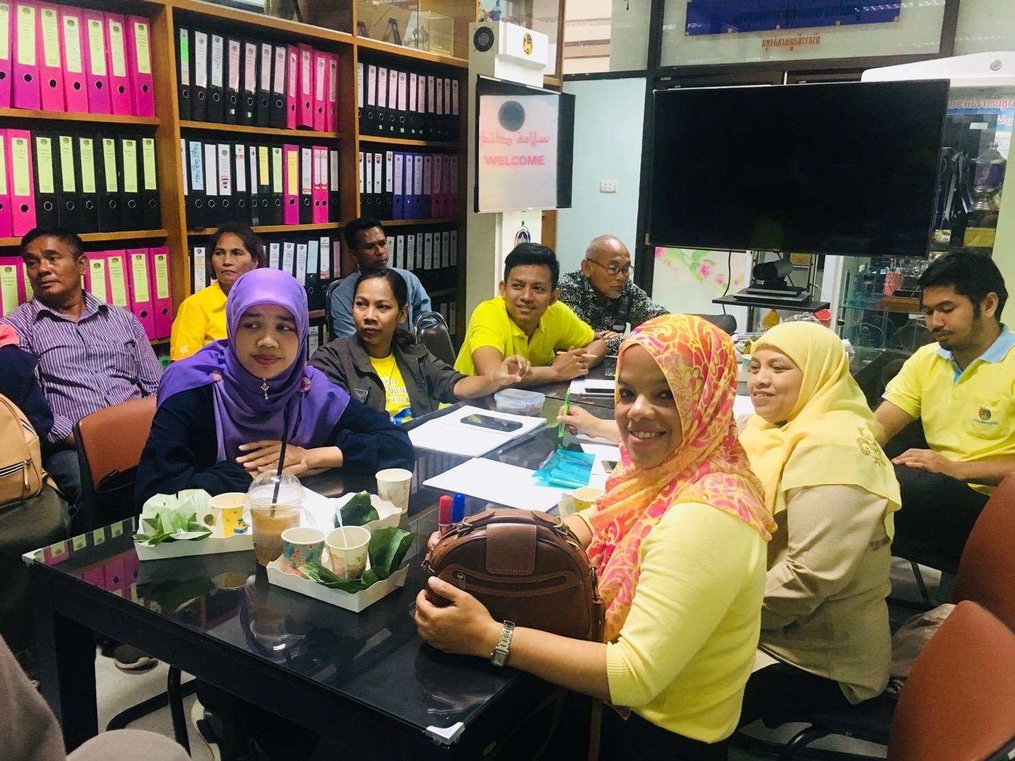 พช.ปัตตานี ประชุมกิจกรรมติดตามและสรุปบทเรียนทีมสนับสนุนขับเคลื่อนสัมมาชีพชุมชนน้อมนำหลักปรัชญาของเศรษฐกิจพอเพียงไปสู่การปฏิบัติระดับจังหวัด