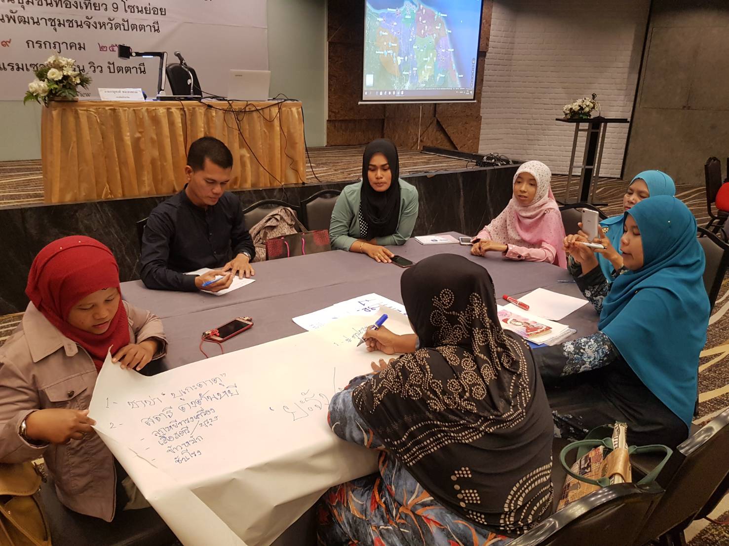 พช.ปัตตานี จัดอบรมโครงการพัฒนาศักยภาพผู้ประกอบการ OTOP ในชุมชนท่องเที่ยว 9 โซนย่อย ในจังหวัดปัตตานี