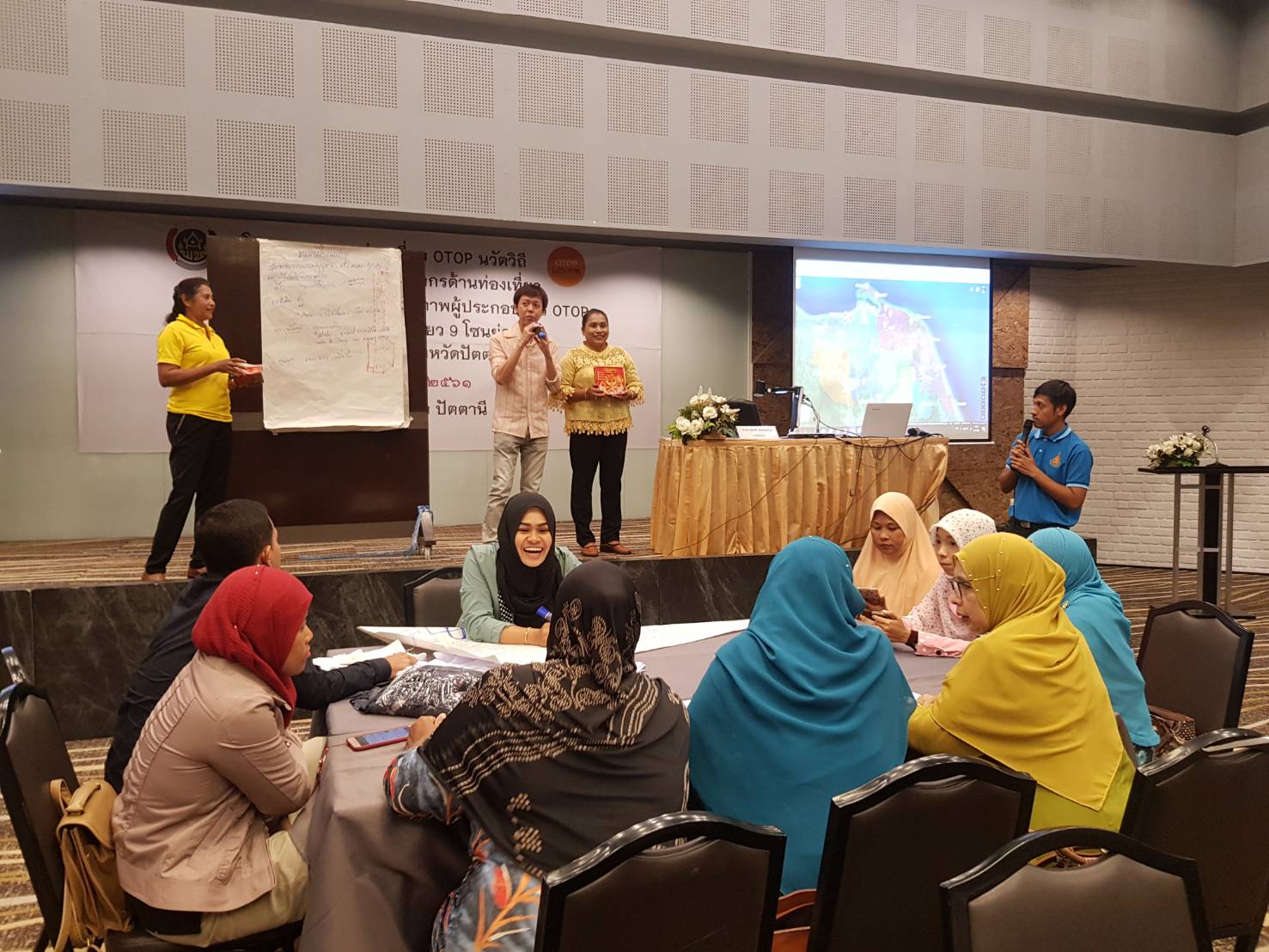 พช.ปัตตานี จัดอบรมโครงการพัฒนาศักยภาพผู้ประกอบการ OTOP ในชุมชนท่องเที่ยว 9 โซนย่อย ในจังหวัดปัตตานี