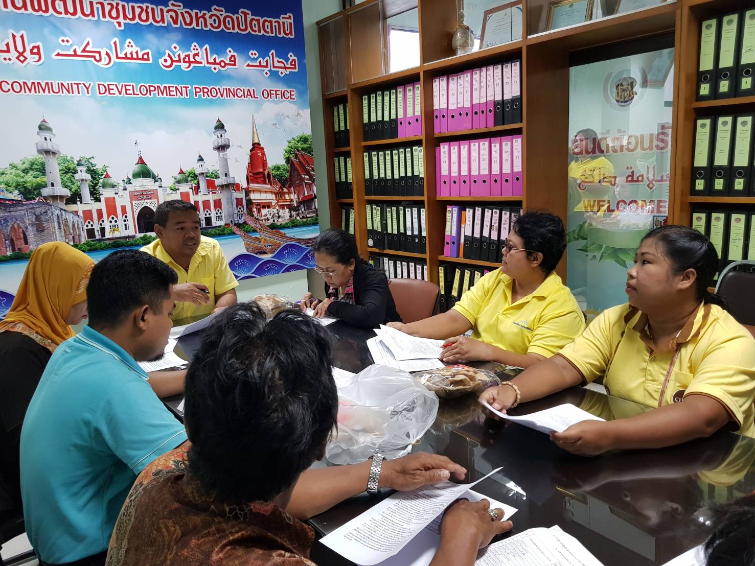 พช.ปัตตานี จัดประชุมผู้ผลิต ผู้ประกอบการ OTOP ที่เข้าร่วมจำหน่ายในงานศิลปาชีพ ประทีปไทย OTOP ก้าวไกล ด้วยพระบารมี ปี พ.ศ. 2561