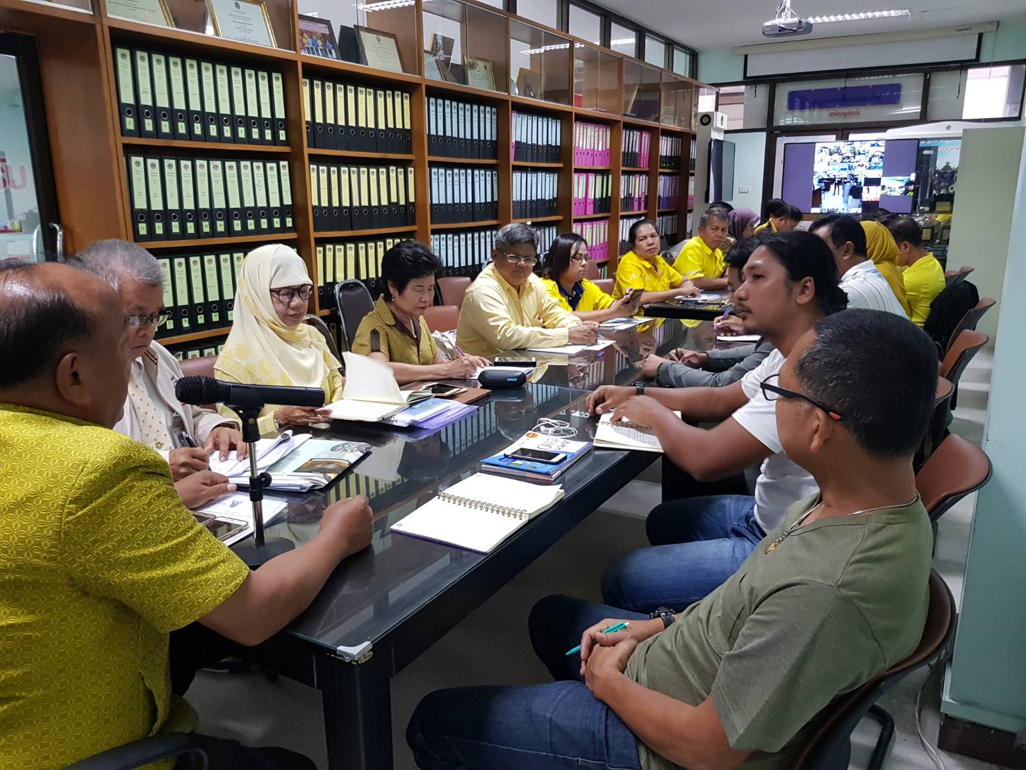 พัฒนาการจังหวัดปัตตานี ประชุมเตรียมความพร้อมการผลิตและเผยแพร่สื่อประชาสัมพันธ์ โครงการชุมชนท่องเที่ยว OTOP นวัตวิถี