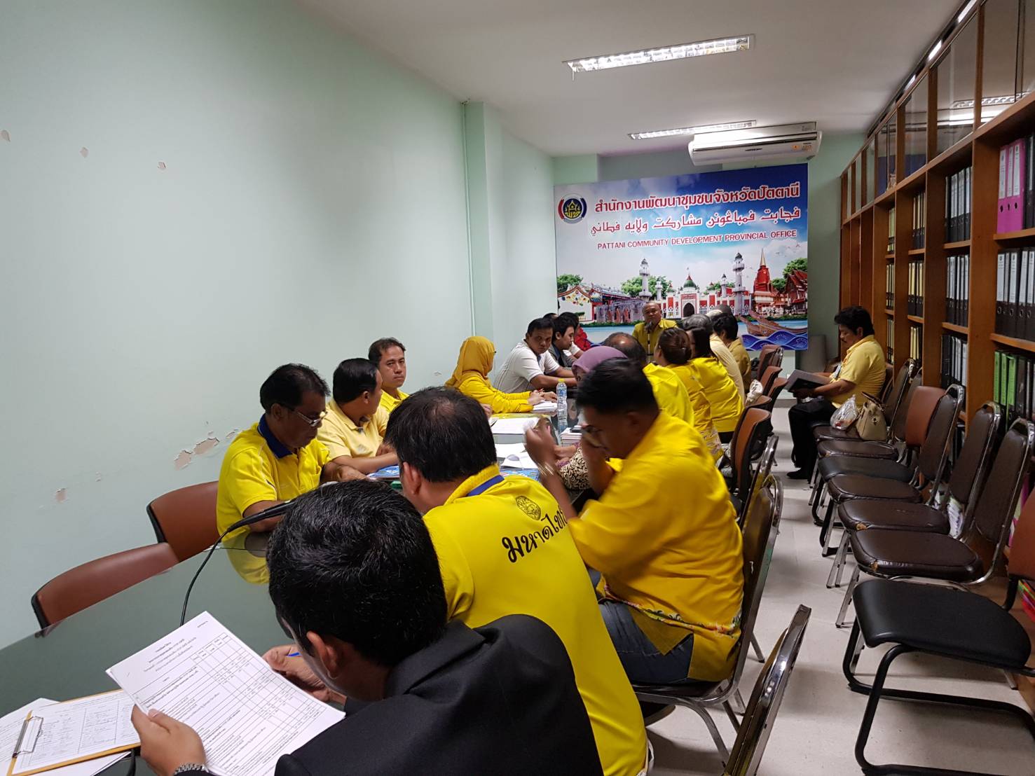 พัฒนาการจังหวัดปัตตานี ประชุมเตรียมความพร้อมการผลิตและเผยแพร่สื่อประชาสัมพันธ์ โครงการชุมชนท่องเที่ยว OTOP นวัตวิถี