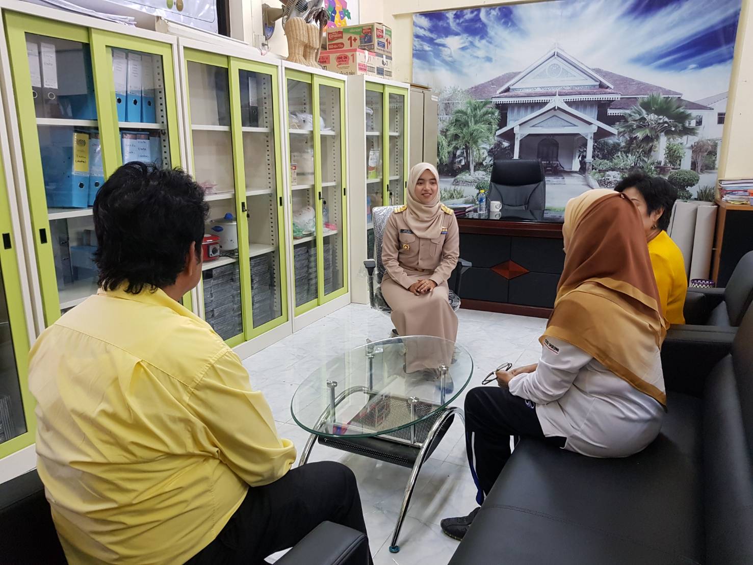 พช.ปัตตานี ร่วมเดินทางส่งตัวข้าราชการบรรจุแต่งตั้งใหม่ในโอกาสมาปฏิบัติราชการในพื้นที่ฯ