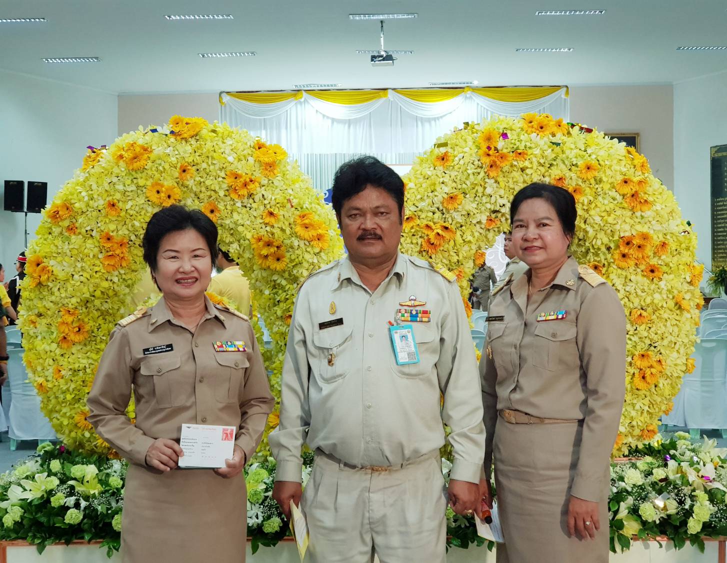 พช.ปัตตานี ร่วมพิธีเปิดนิทรรศการเฉลิมพระเกียรติเนื่องในวันเฉลิมพระชนมพรรษา สมเด็จพระเจ้าอยู่หัว 66 พรรษา 28 กรกฎาคม 2561