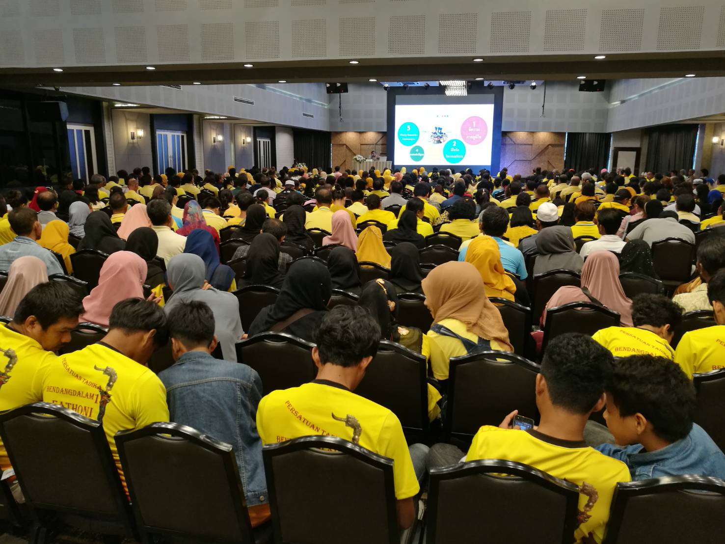 พช.ปัตตานี จัดอบรมพัฒนาบุคลากรด้านการท่องเที่ยวชุมชน กิจกรรม “สร้างมัคคุเทศก์ชุมชน” ในจังหวัดปัตตานี