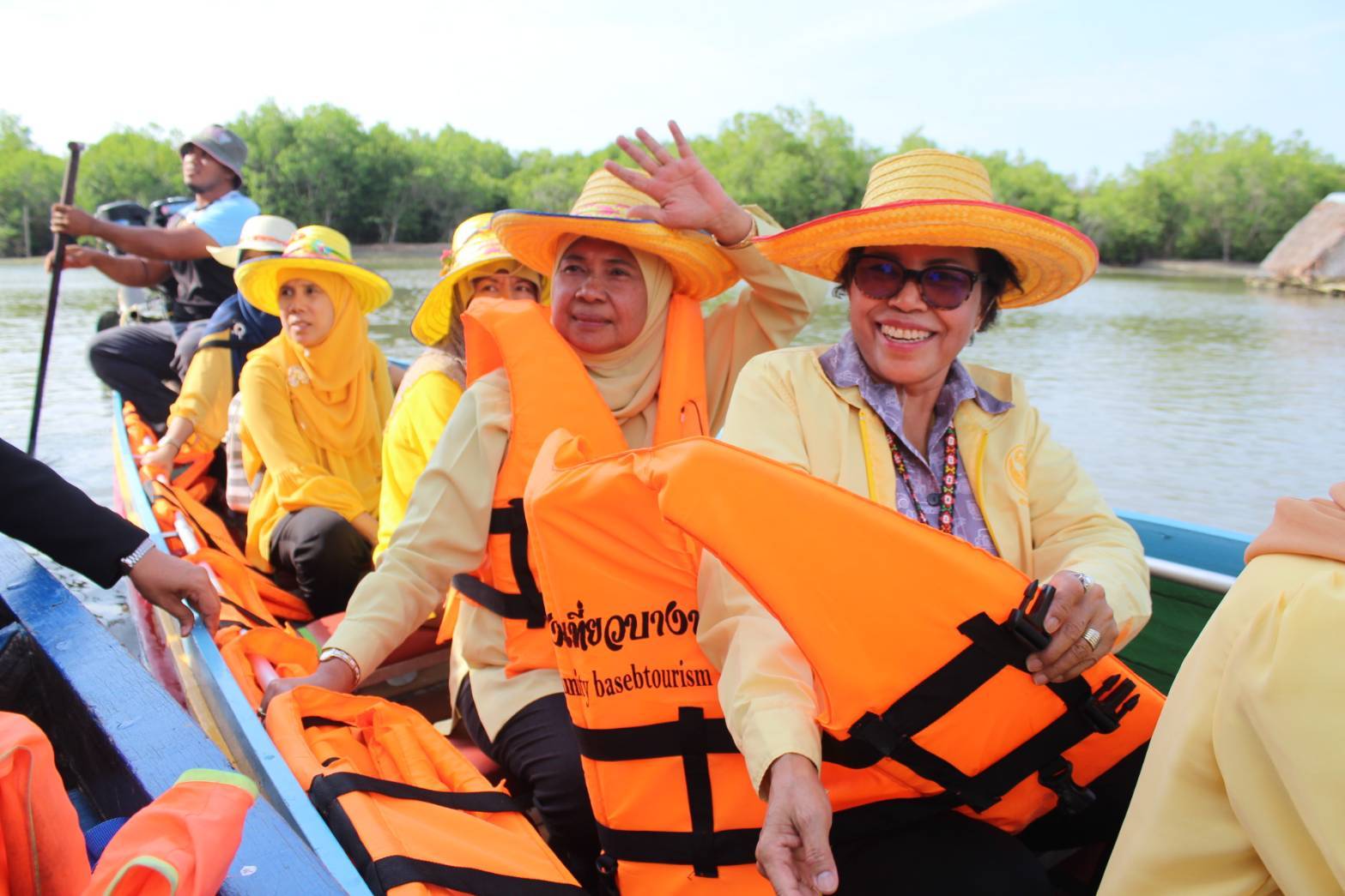 ผู้ตรวจราชการกรมการพัฒนาชุมชน ลงพื้นที่อำเภอยะหริ่ง จังหวัดปัตตานี เพื่อติดตามผลการขับเคลื่อนโครงการชุมชนท่องเที่ยว OTOP นวัตวิถี