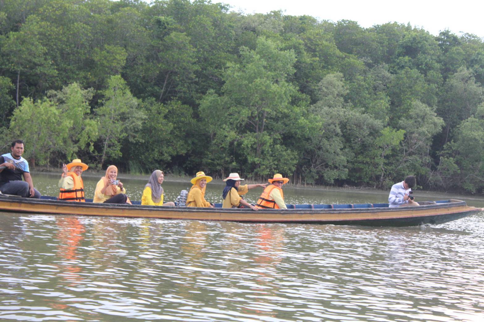 ผู้ตรวจราชการกรมการพัฒนาชุมชน ลงพื้นที่อำเภอยะหริ่ง จังหวัดปัตตานี เพื่อติดตามผลการขับเคลื่อนโครงการชุมชนท่องเที่ยว OTOP นวัตวิถี