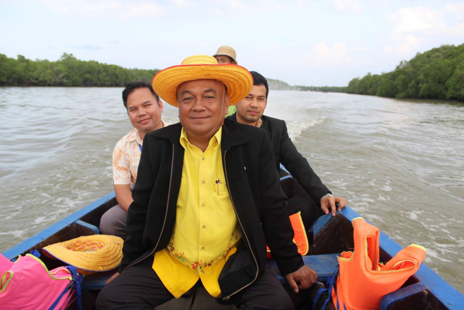 ผู้ตรวจราชการกรมการพัฒนาชุมชน ลงพื้นที่อำเภอยะหริ่ง จังหวัดปัตตานี เพื่อติดตามผลการขับเคลื่อนโครงการชุมชนท่องเที่ยว OTOP นวัตวิถี