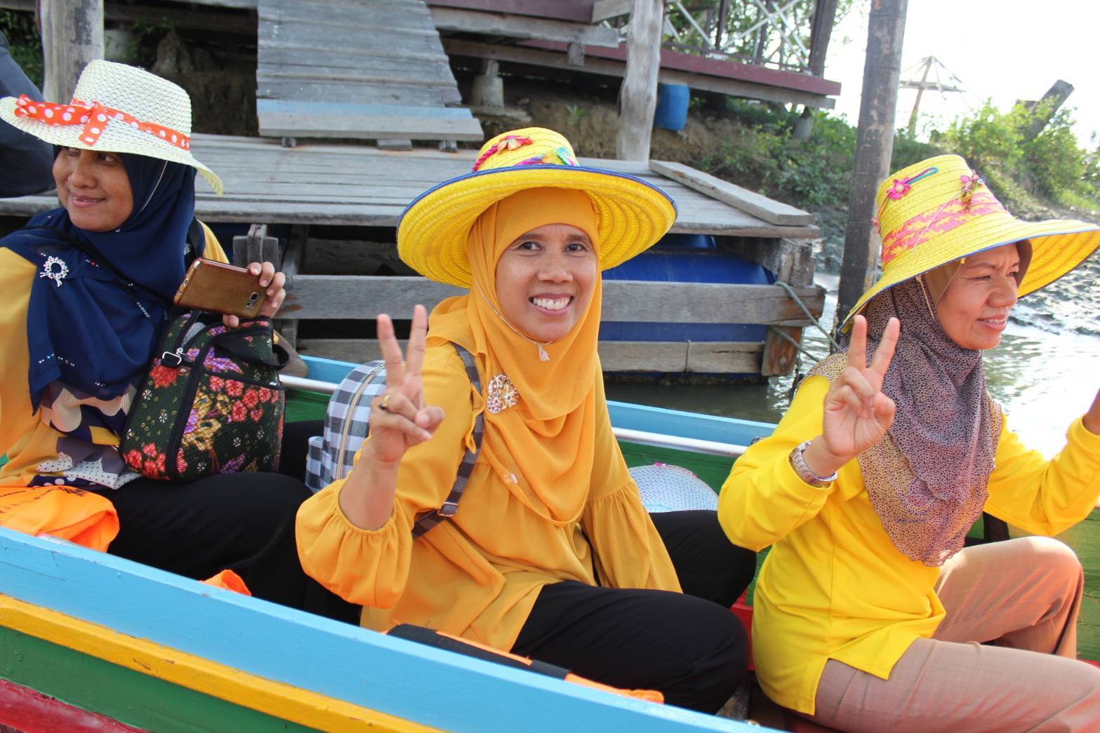 ผู้ตรวจราชการกรมการพัฒนาชุมชน ลงพื้นที่อำเภอยะหริ่ง จังหวัดปัตตานี เพื่อติดตามผลการขับเคลื่อนโครงการชุมชนท่องเที่ยว OTOP นวัตวิถี