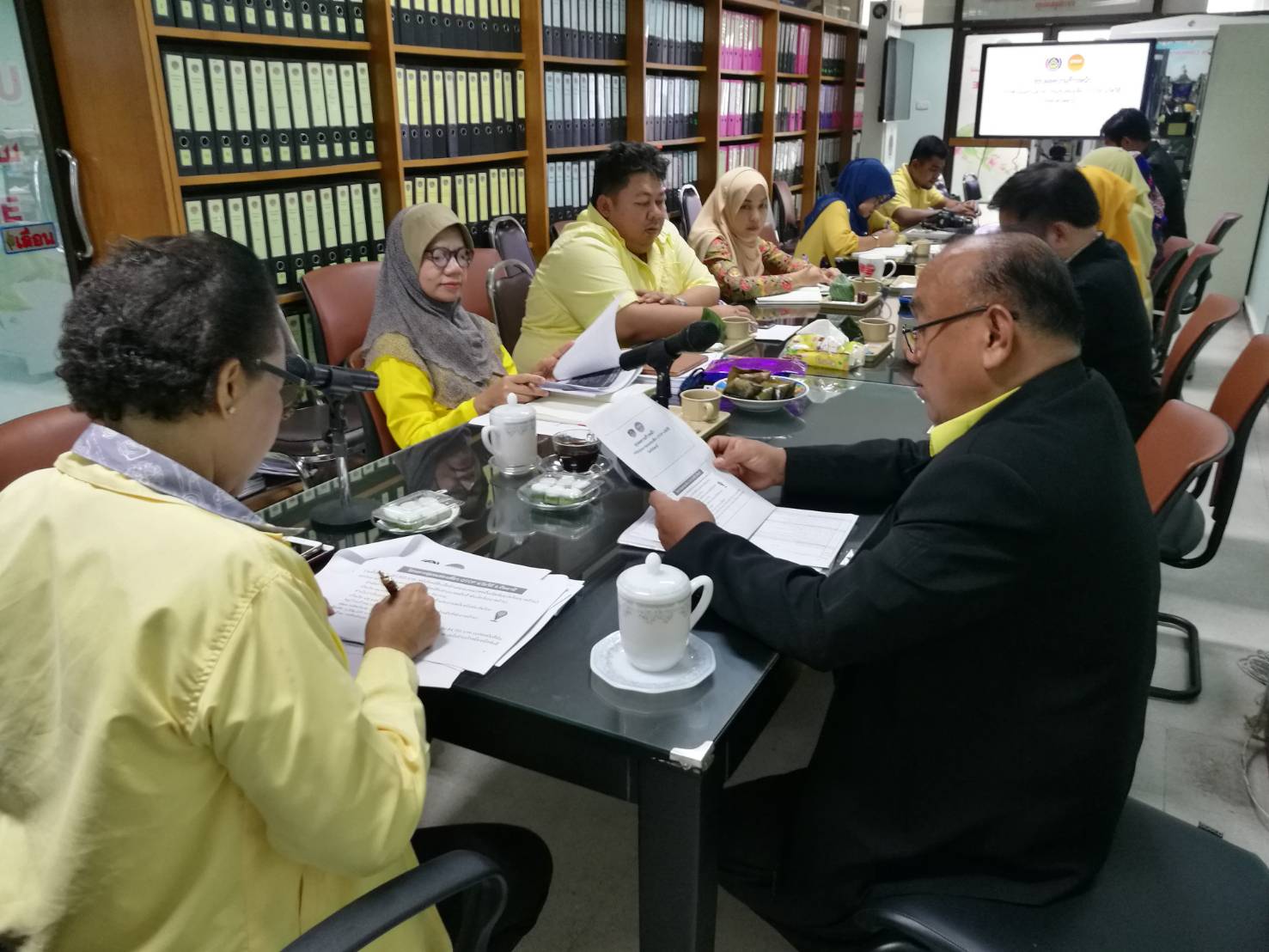 พช.ปัตตานี ประชุมรายงานผลการปฏิบัติงานกิจกรรมและโครงการตามยุทธศาสตร์กรมการพัฒนาชุมชนฯ