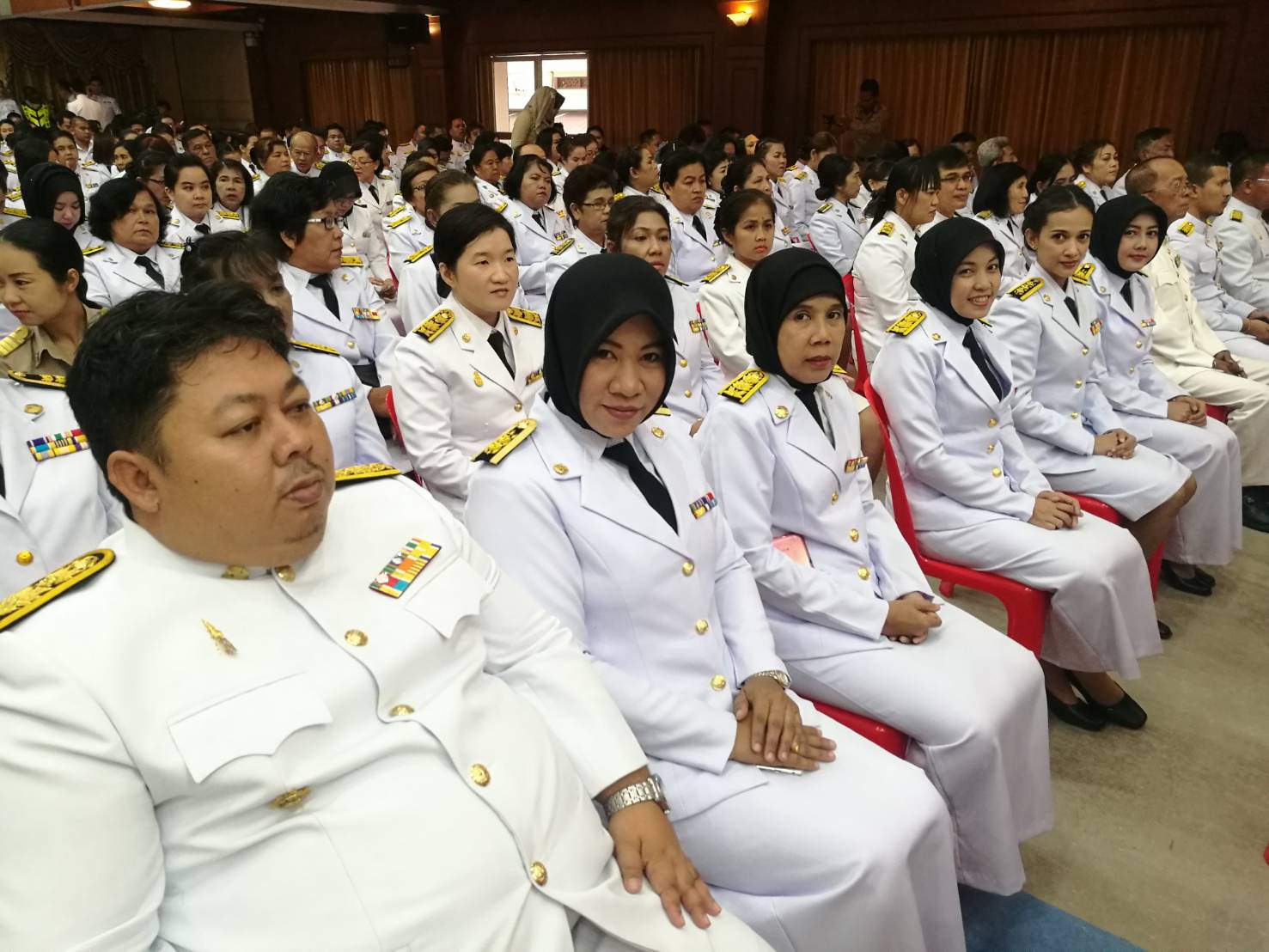 พช.ปัตตานี ร่วมพิธีถวายสัตย์ปฏิญาณการเป็นข้าราชการที่ดี และพิธีลงนามถวายพระพรชัยมงคลสมเด็จพระเจ้าอยู่หัว เนื่องในวันเฉลิมพระชนมพรรษา 66 พรรษา 28 กรกฎาคม 2561