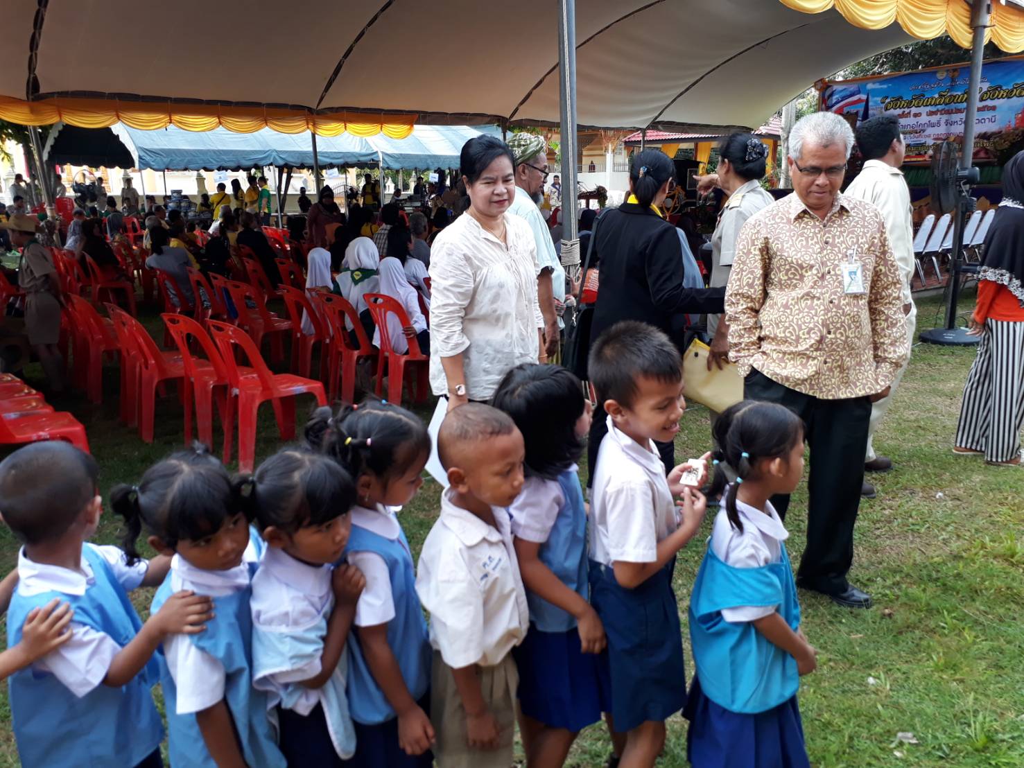 พช.ปัตตานี ร่วมกิจกรรมโครงการจังหวัดเคลื่อนที่อำเภอโคกโพธิ์ จังหวัดปัตตานี