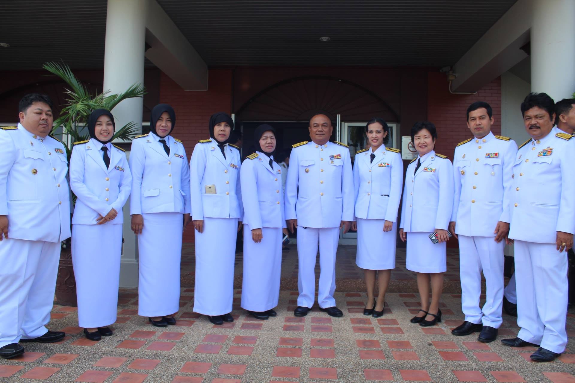 พช.ปัตตานี ร่วมพิธีถวายสัตย์ปฏิญาณการเป็นข้าราชการที่ดี และพิธีลงนามถวายพระพรชัยมงคลสมเด็จพระเจ้าอยู่หัว เนื่องในวันเฉลิมพระชนมพรรษา 66 พรรษา 28 กรกฎาคม 2561