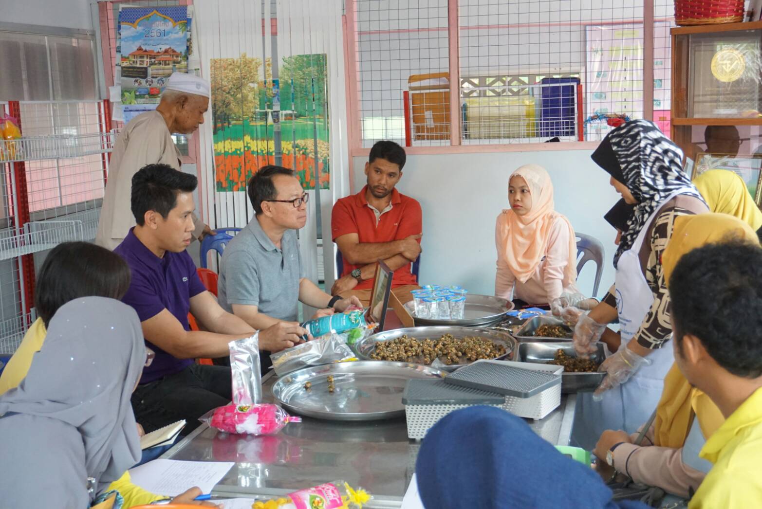 พช.ปัตตานี ลงพื้นที่เยี่ยมเยียนกลุ่มฯ ในอำเภอยะหริ่งและปะนาเระ