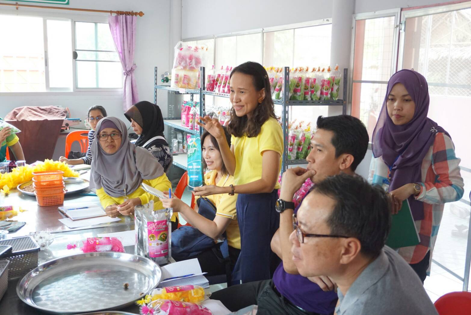 พช.ปัตตานี ลงพื้นที่เยี่ยมเยียนกลุ่มฯ ในอำเภอยะหริ่งและปะนาเระ