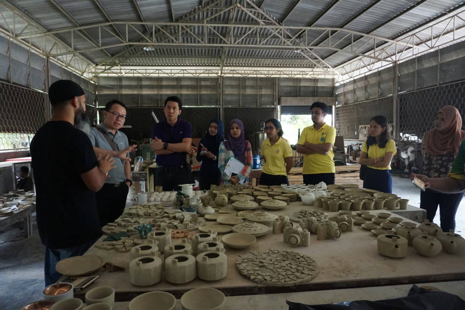 พช.ปัตตานี ลงพื้นที่เยี่ยมเยียนกลุ่มฯ ในอำเภอยะหริ่งและปะนาเระ