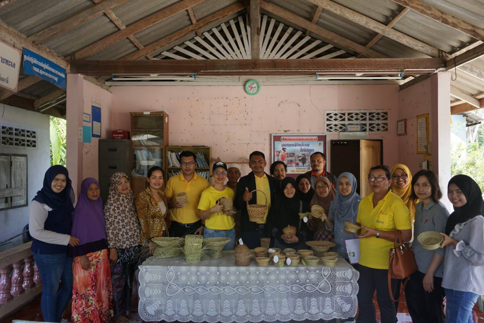 พช.ปัตตานี ร่วมกับบริษัทประชารัฐรักสามัคคีฯ ลงพื้นที่ติดตามกลุ่มฯ อำเภอไม้แก่นและอำเภอสายบุรี จังหวัดปัตตานี