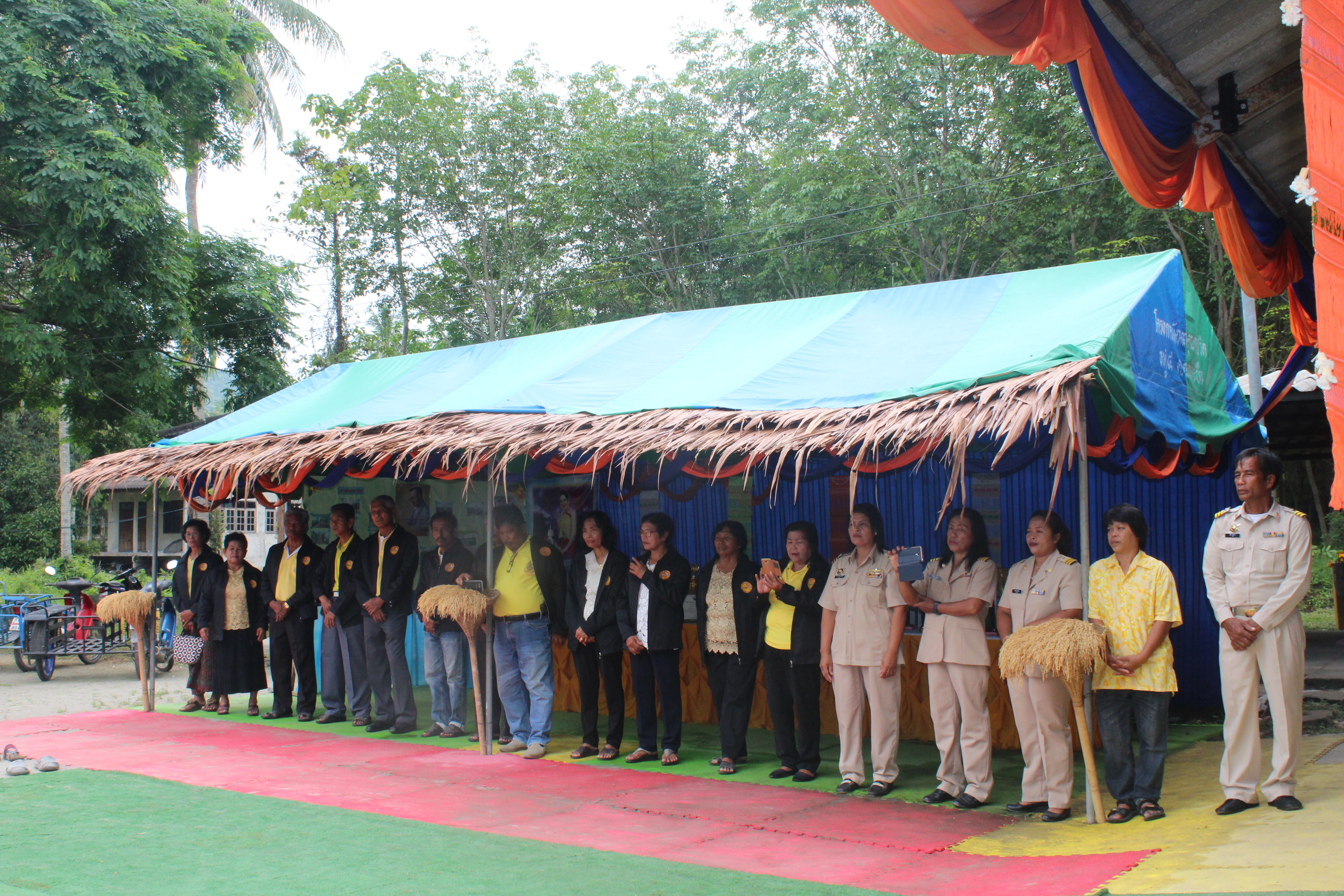 พช.ปัตตานี ลงพื้นที่ อ.ปะนาเระ คัดสรรหมู่บ้านเศรษฐกิจพอเพียง “อยู่เย็น เป็นสุข” ดีเด่นระดับจังหวัด (รอบพิจารณาตัดสิน)