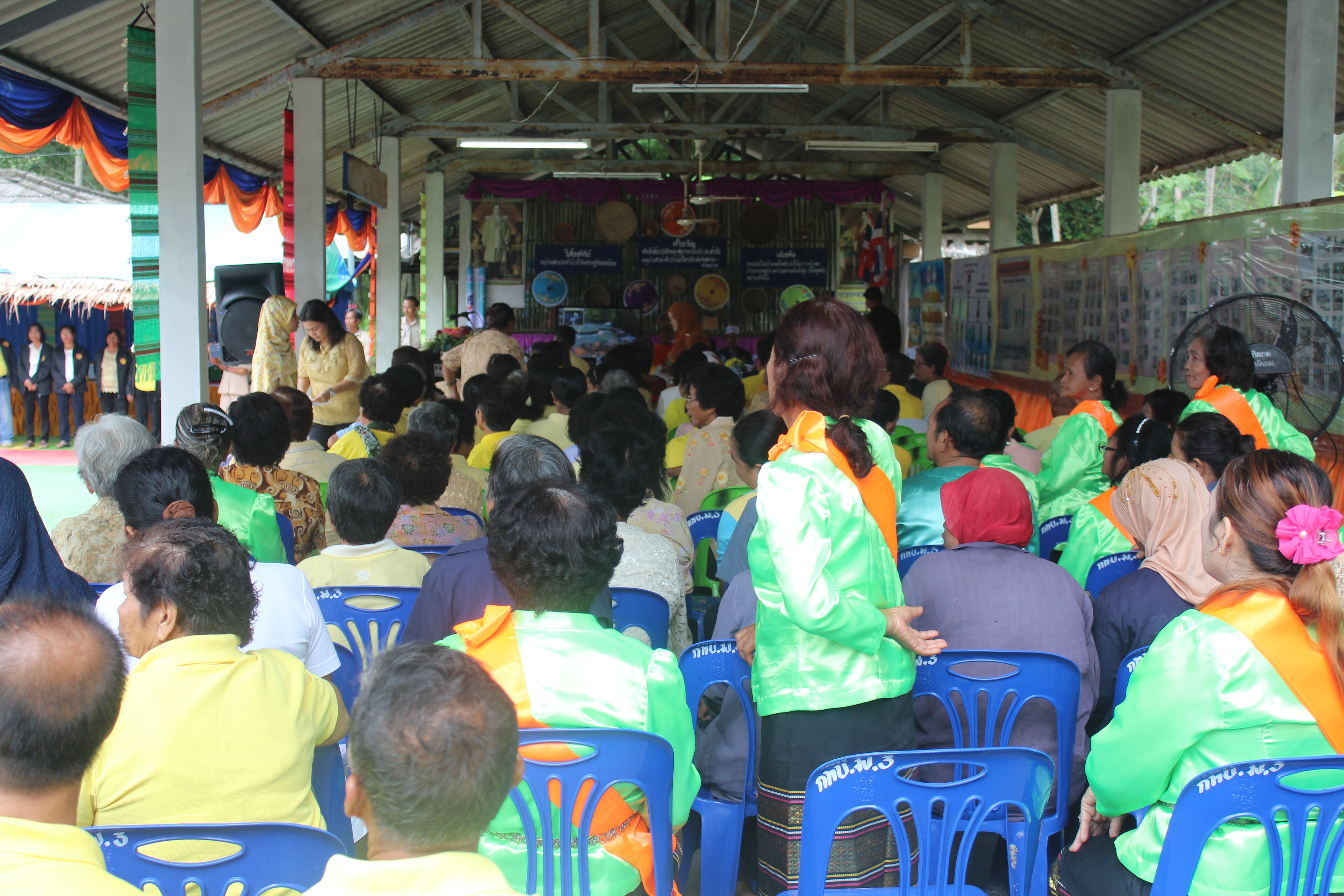 พช.ปัตตานี ลงพื้นที่ อ.ปะนาเระ คัดสรรหมู่บ้านเศรษฐกิจพอเพียง “อยู่เย็น เป็นสุข” ดีเด่นระดับจังหวัด (รอบพิจารณาตัดสิน)