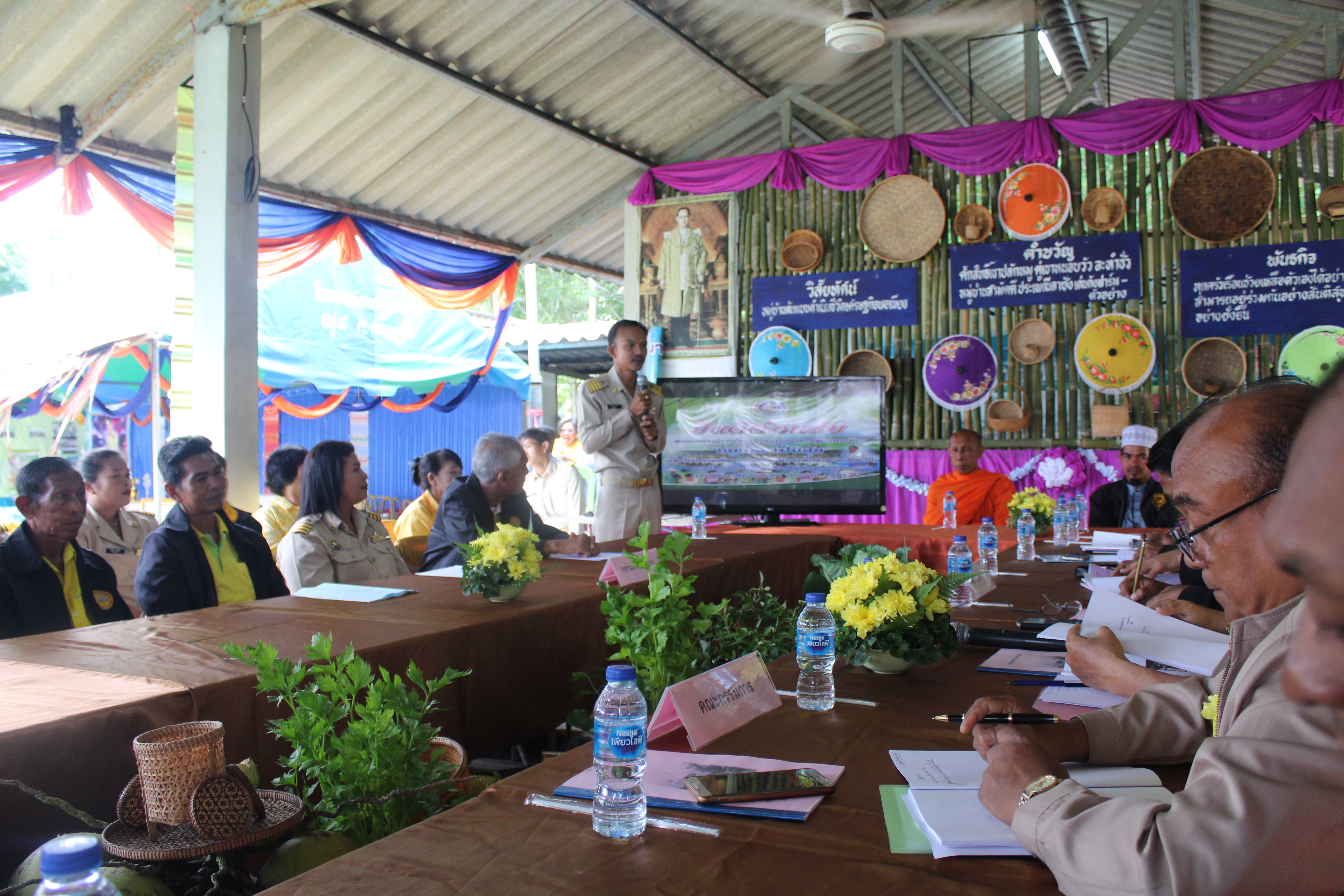 พช.ปัตตานี ลงพื้นที่ อ.ปะนาเระ คัดสรรหมู่บ้านเศรษฐกิจพอเพียง “อยู่เย็น เป็นสุข” ดีเด่นระดับจังหวัด (รอบพิจารณาตัดสิน)