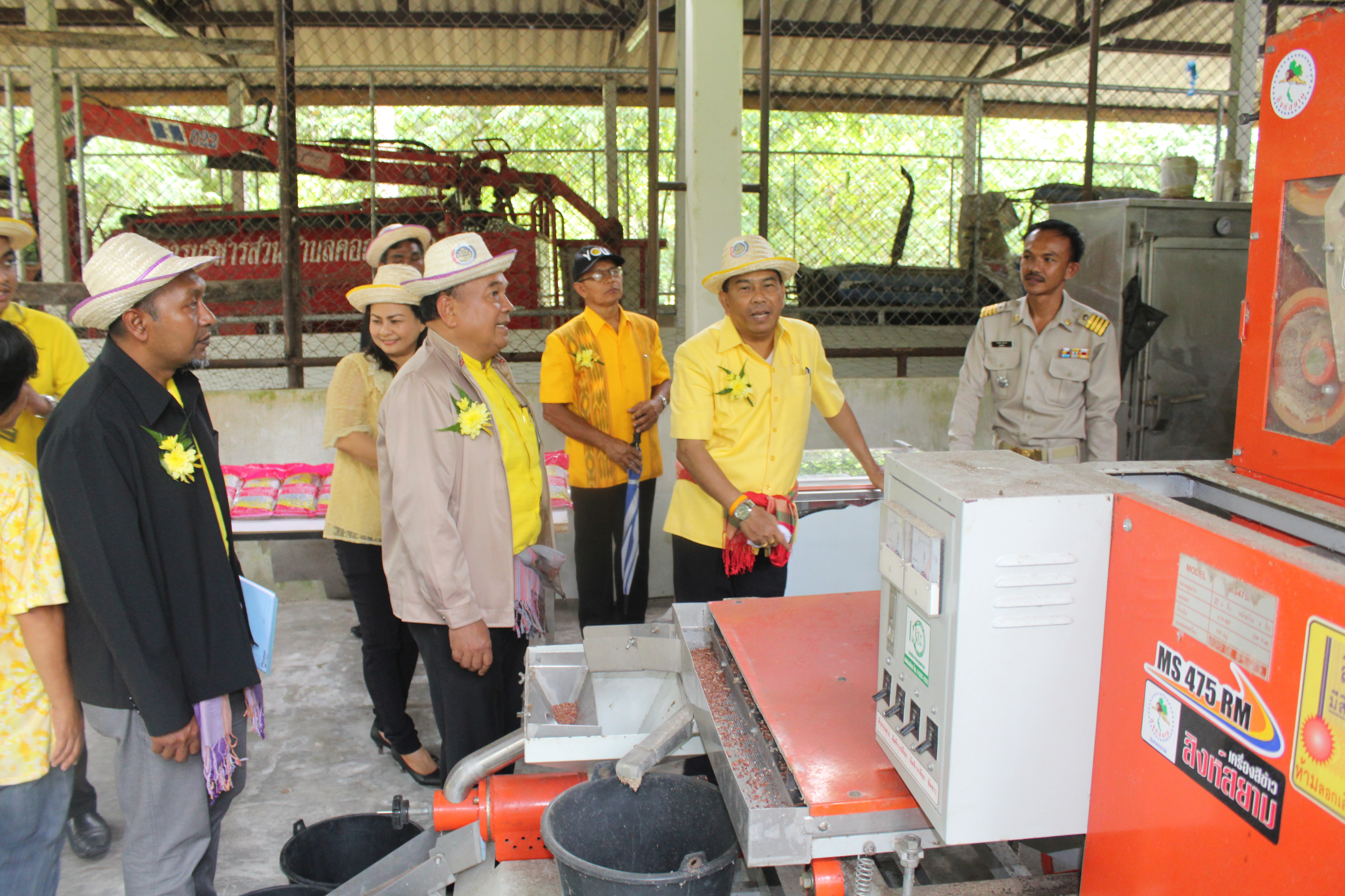 พช.ปัตตานี ลงพื้นที่ อ.ปะนาเระ คัดสรรหมู่บ้านเศรษฐกิจพอเพียง “อยู่เย็น เป็นสุข” ดีเด่นระดับจังหวัด (รอบพิจารณาตัดสิน)