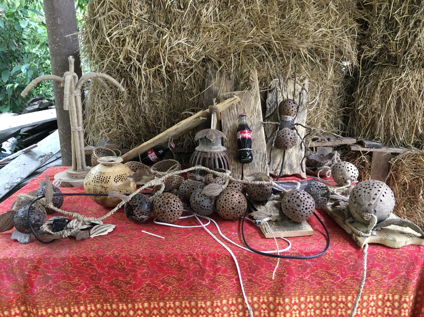 พช.ปัตตานี ลงพื้นที่กลุ่มผลิตภัณฑ์ฯ OTOP ต.หนองแรด จัดเตรียมผลิตภัณฑ์ของที่ระลึกของจังหวัดปัตตานี ตามแนวทางกรมการพัฒนาชุมชน