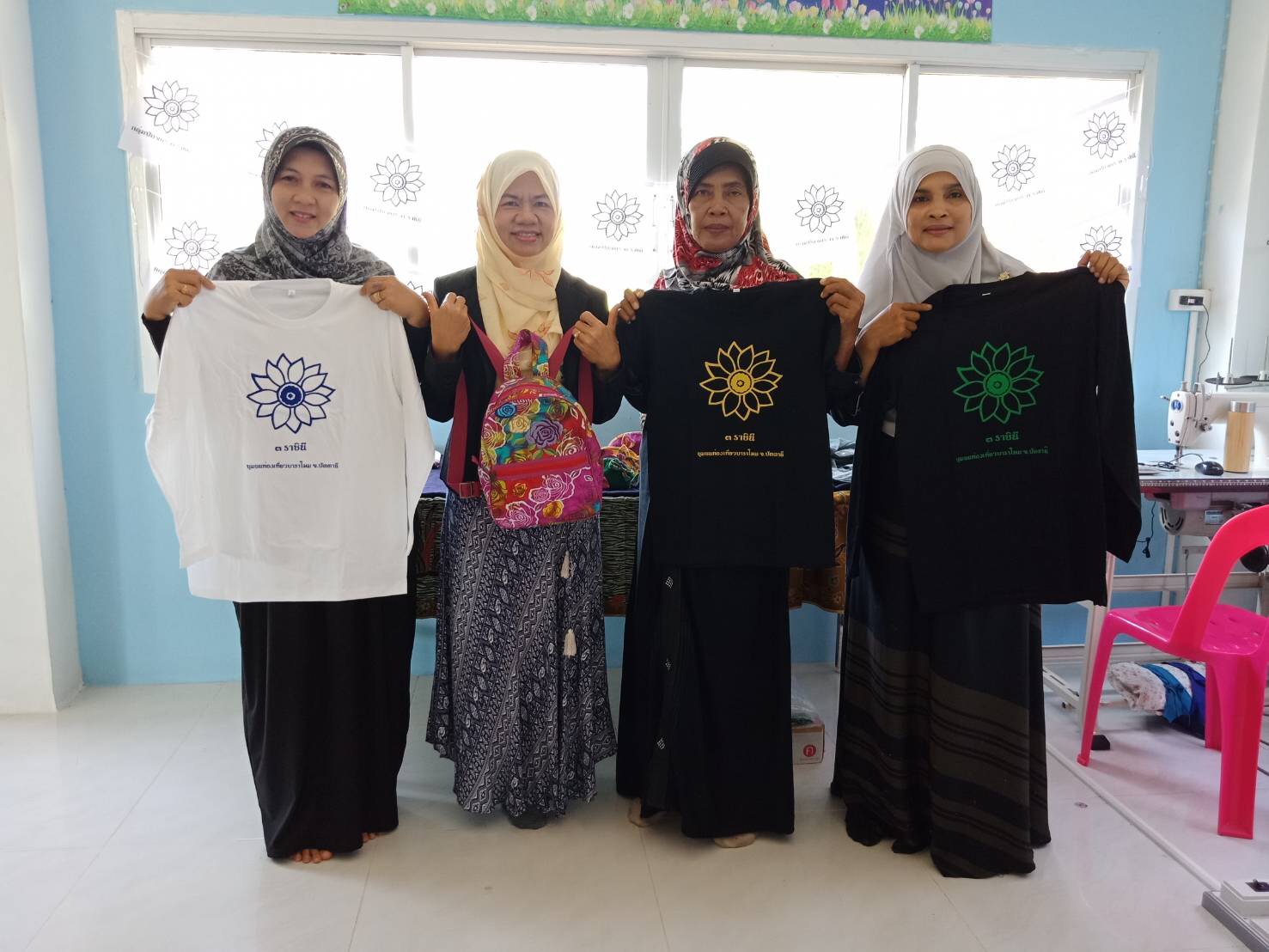 สำนักงานพัฒนาชุมชนจังหวัดปัตตานี ลงพื้นที่อำเภอเมือง และอำเภอสายบุรี ติดตามกลุ่มฯ และสนับสนุนการดำเนินงาน  