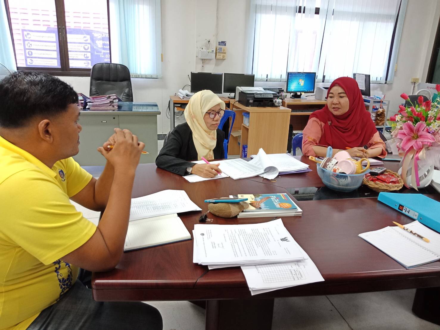 สำนักงานพัฒนาชุมชนจังหวัดปัตตานี ลงพื้นที่อำเภอเมือง และอำเภอสายบุรี ติดตามกลุ่มฯ และสนับสนุนการดำเนินงาน  