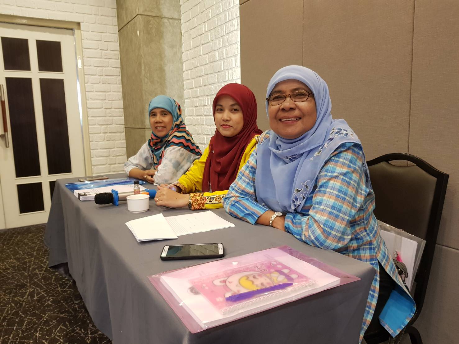 พช.ปัตตานี จัดประชุมโครงการพัฒนาศักยภาพคณะกรรมการกองทุนแม่ของแผ่นดินที่มีผลการประเมินอยู่ใน ระดับ C ในการป้องกันปัญหายาเสพติดและแก้ไขปัญหายาเสพติดในระดับชุมชน