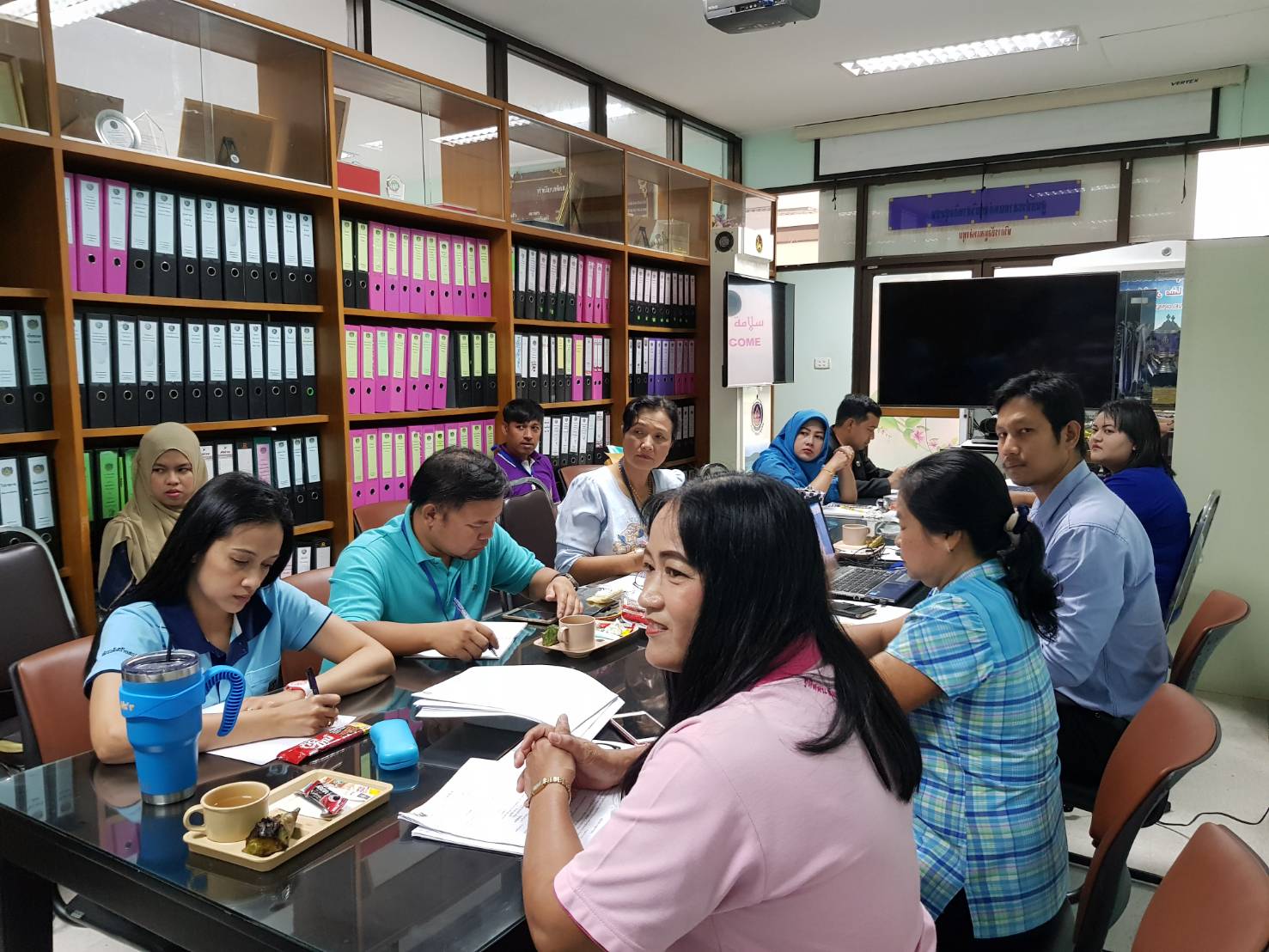 พัฒนาการจังหวัดปัตตานี ประชุมมอร์นิ่งบรีฟเพื่อสรุปงานและวางแผนการดำเนินงานตามยุทธศาสตร์กรมฯ /จังหวัด ประจำปีงบประมาณ พ.ศ.2561