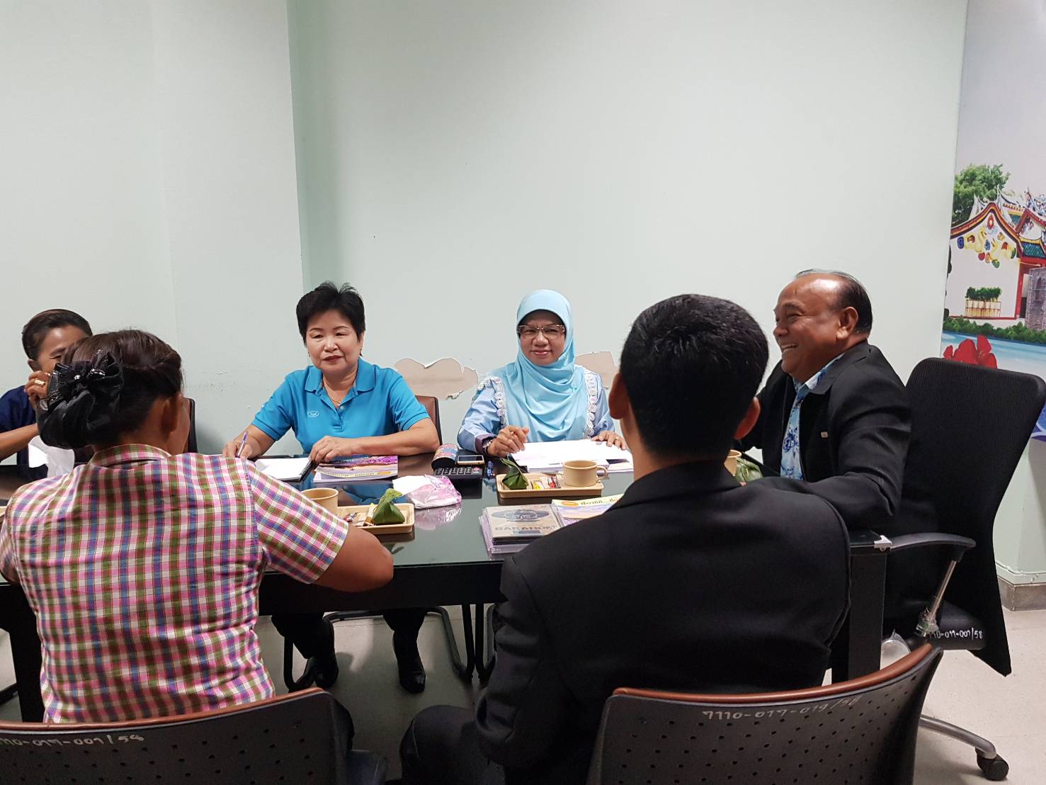 สำนักงานพัฒนาชุมชนจังหวัดปัตตานี ประชุมเตรียมการและซักซ้อมการประกวดชุมชนท่องเที่ยว OTOP นวัตวิถี ต้นแบบ