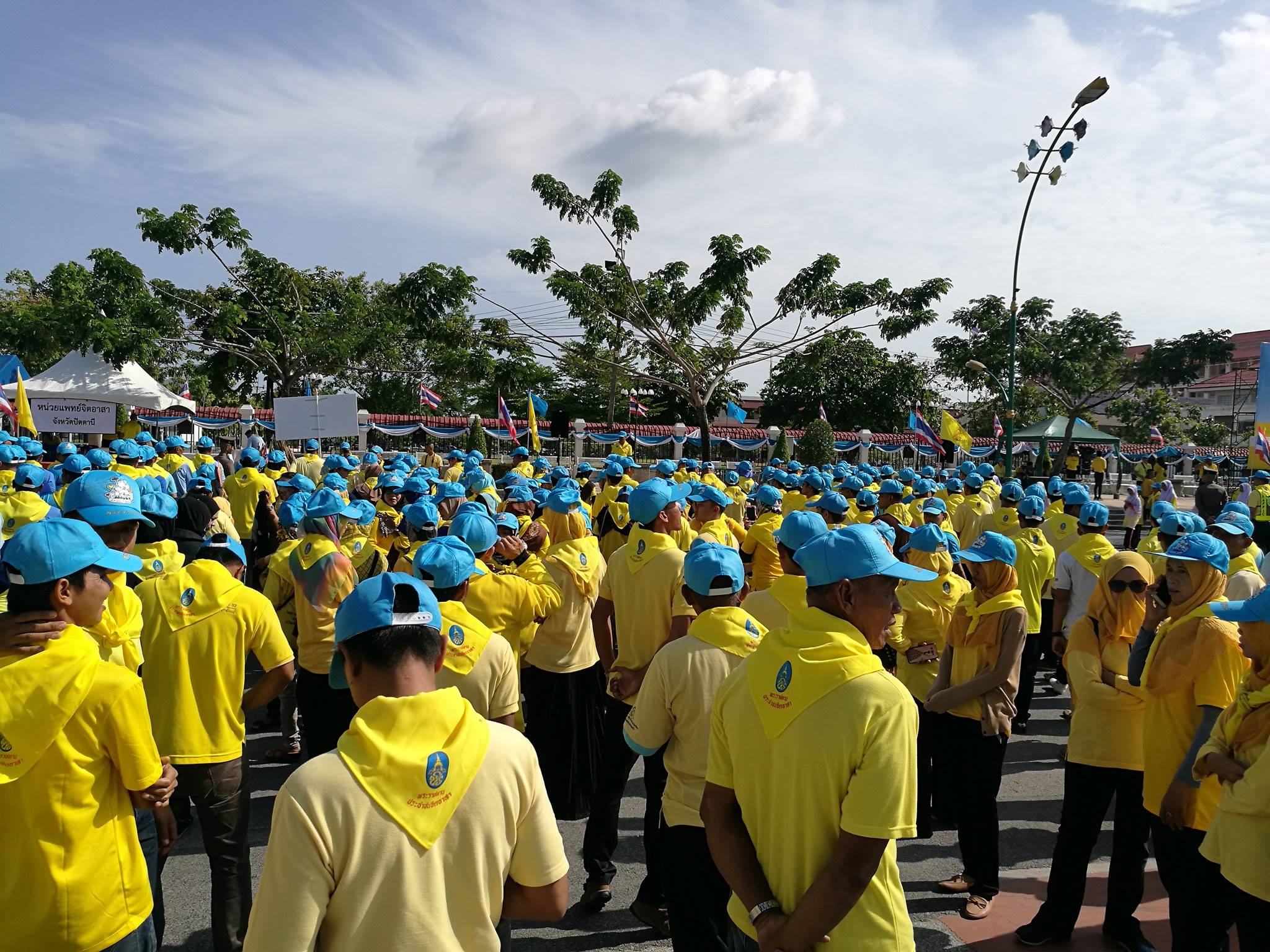 พช.ปัตตานี ร่วมโครงการจิตอาสา หน่วยพระราชทานและประชาชนจิตอาสา “เราทำความ ดี ด้วยหัวใจ”