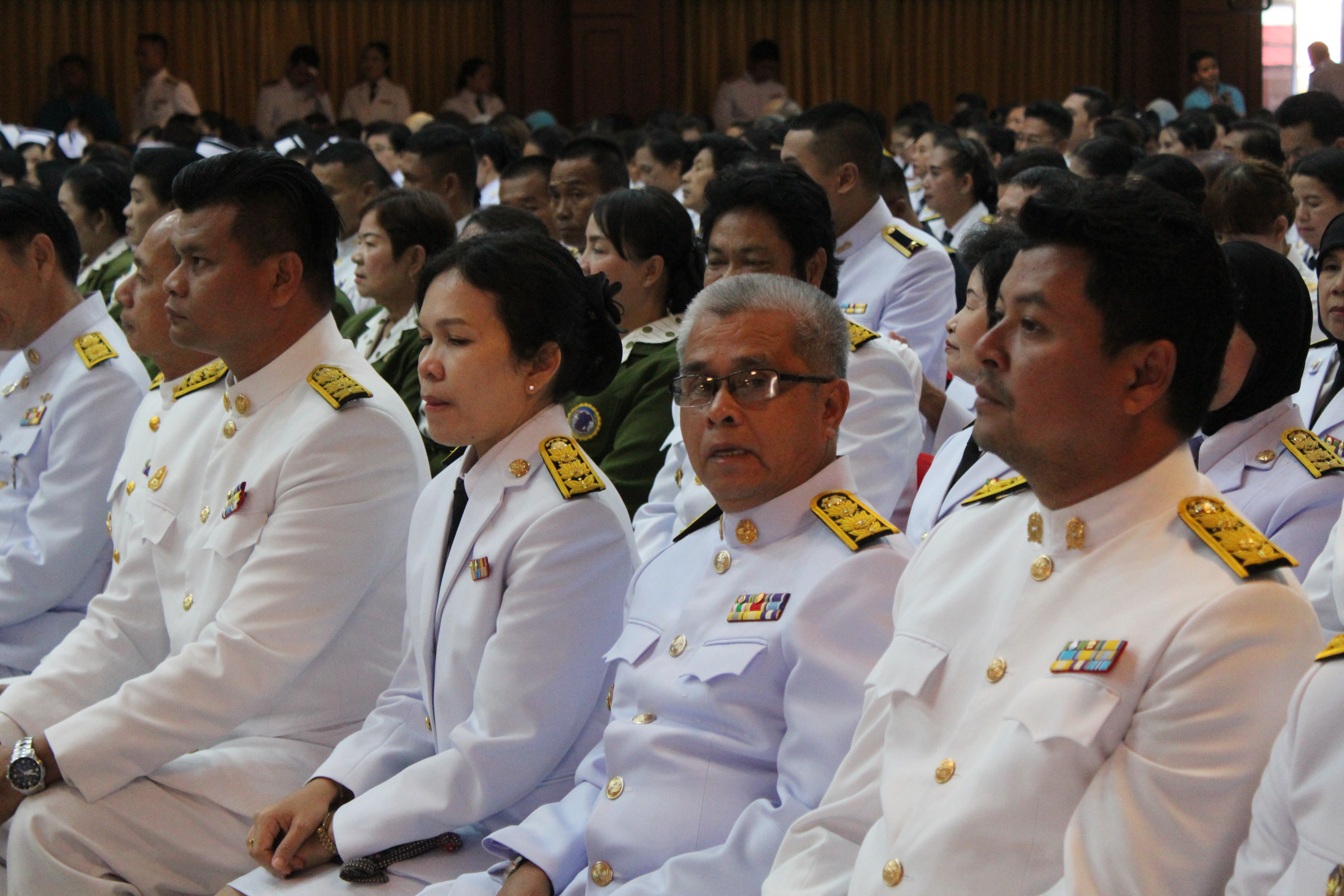 พช.ปัตตานี ร่วมพิธีลงนามถวายพระพรชัยมงคลสมเด็จพระนางเจ้าสิริกิติ์ พระบรมราชินีนาถ ในรัชกาลที่๙ เนื่องในโอกาสวันเฉลิมพระชนมพรรษา ๘๖ พรรษา ๑๒ สิงหาคม ๒๕๖๑