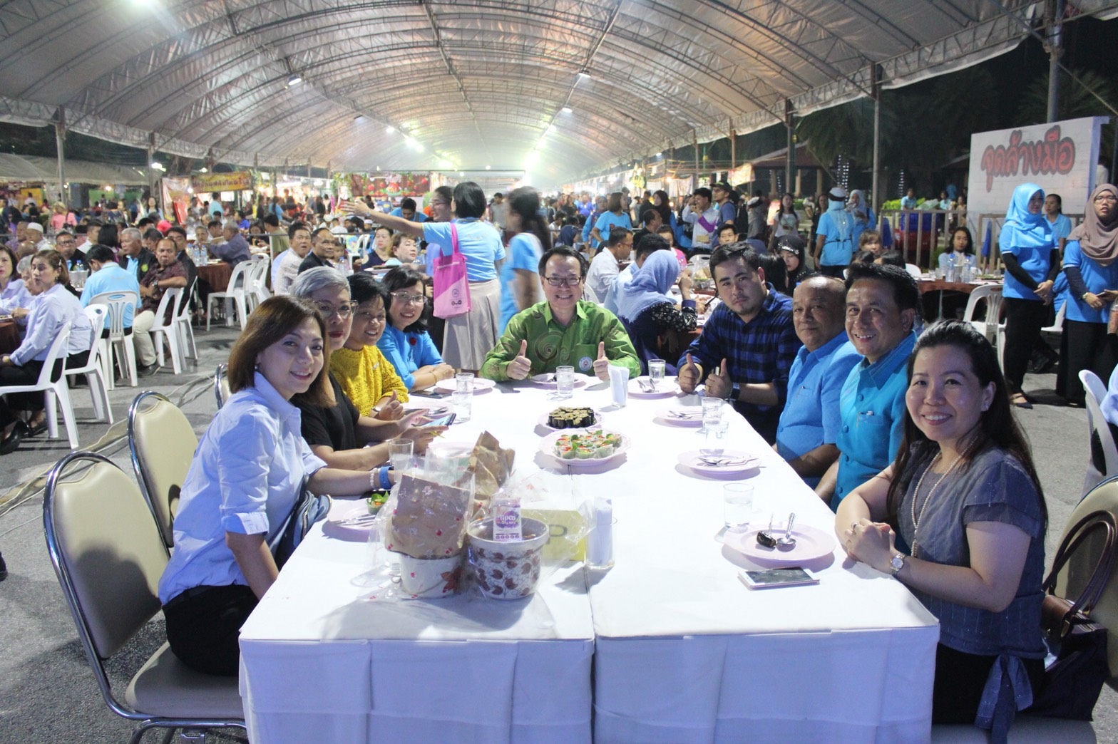 พัฒนาการจังหวัดปัตตานี ร่วมงานเทศกาลอาหารปลอดภัย ไก่ฆอและภาคใต้ครั้งที่ ๑๗ เพื่อสุขภาพ อร่อยได้ไร้แอลกอฮอล์ ตอน “หิ้วถุงผ้า พาปิ่นโต”