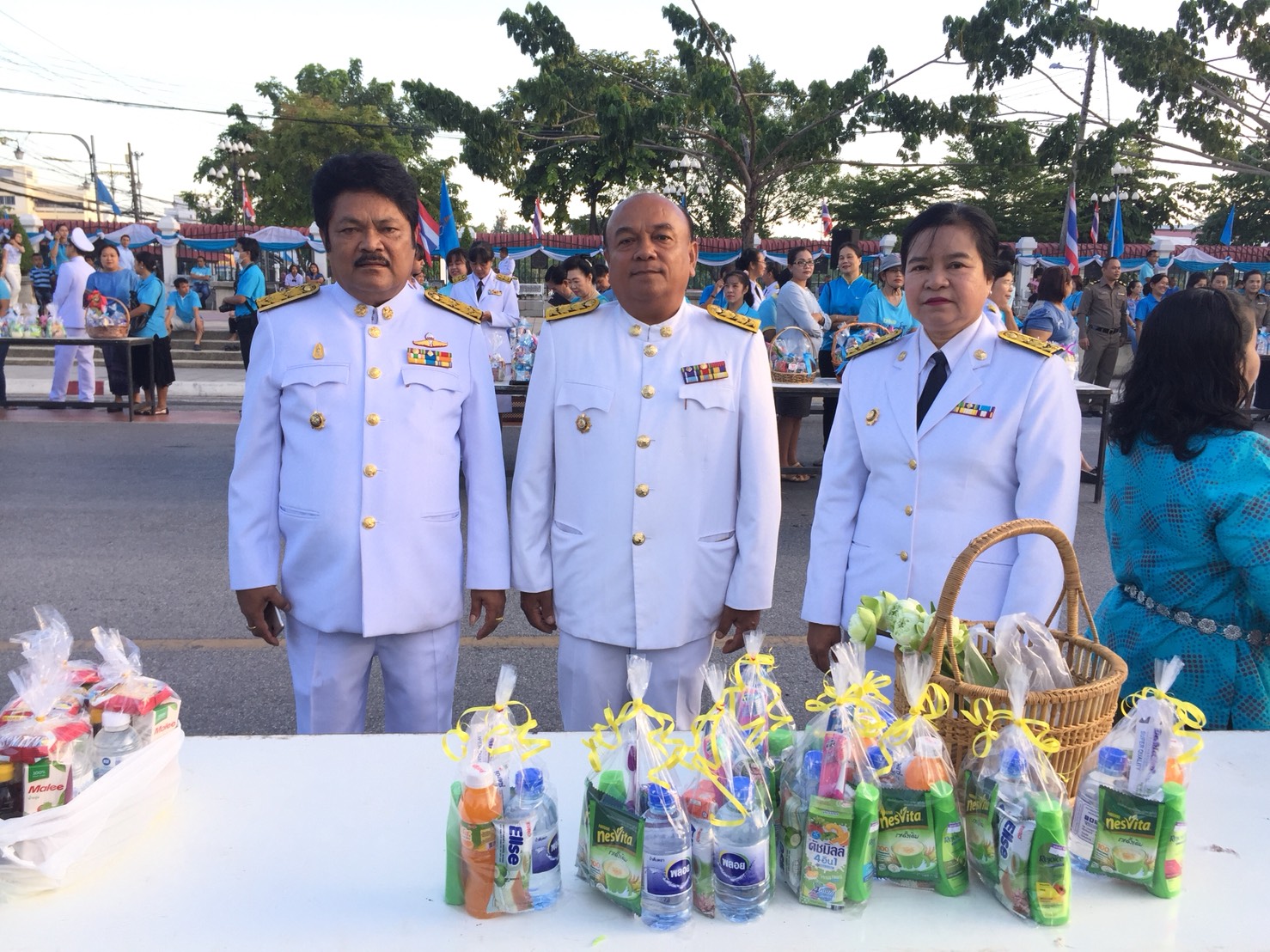 พช.ปัตตานี ร่วมพิธีลงนามถวายพระพรชัยมงคลสมเด็จพระนางเจ้าสิริกิติ์ พระบรมราชินีนาถ ในรัชกาลที่๙ เนื่องในโอกาสวันเฉลิมพระชนมพรรษา ๘๖ พรรษา ๑๒ สิงหาคม ๒๕๖๑