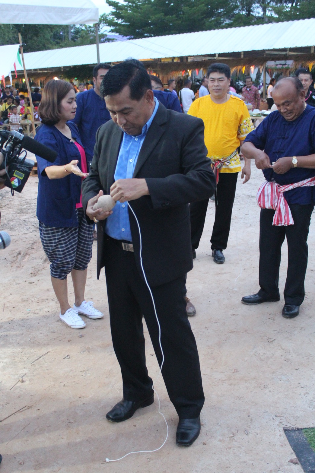 พัฒนาการจังหวัดปัตตานี ร่วมงานหมู่บ้านท่องเที่ยว OTOP นวัตวิถี ของดีอำเภอแม่ลาน “เรื่องเล่ากับข้าวยามเย็น”