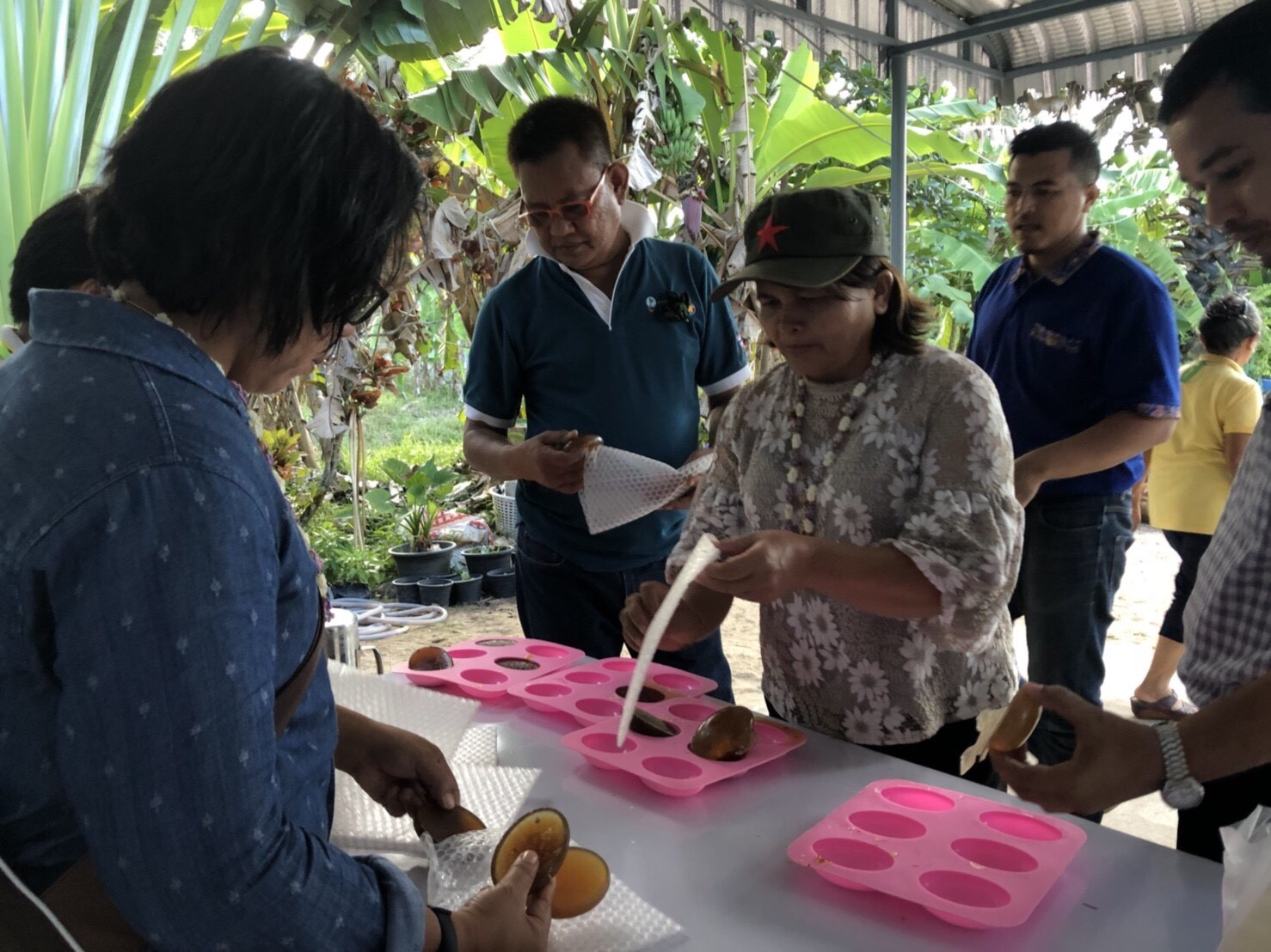 พช.ปัตตานี ร่วมต้อนรับคณะกรรมการประกวดชุมชนท่องเที่ยว OTOP นวัตวิถี ต้นแบบ ณ บ้านคลองต่ำ อ.ปะนาเระ
