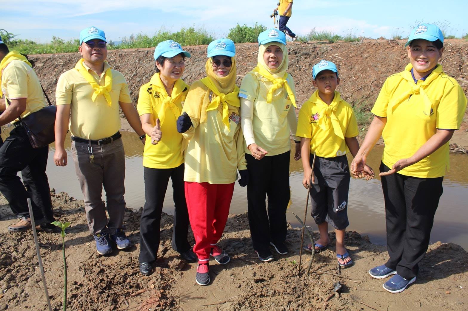 โครงการจิตอาสา “เราทำความ ดี ด้วยหัวใจ” เนื่องในวันคล้ายวันพระราชสมภพของสมเด็จพระศรีนครินทราบรมราชชนนี