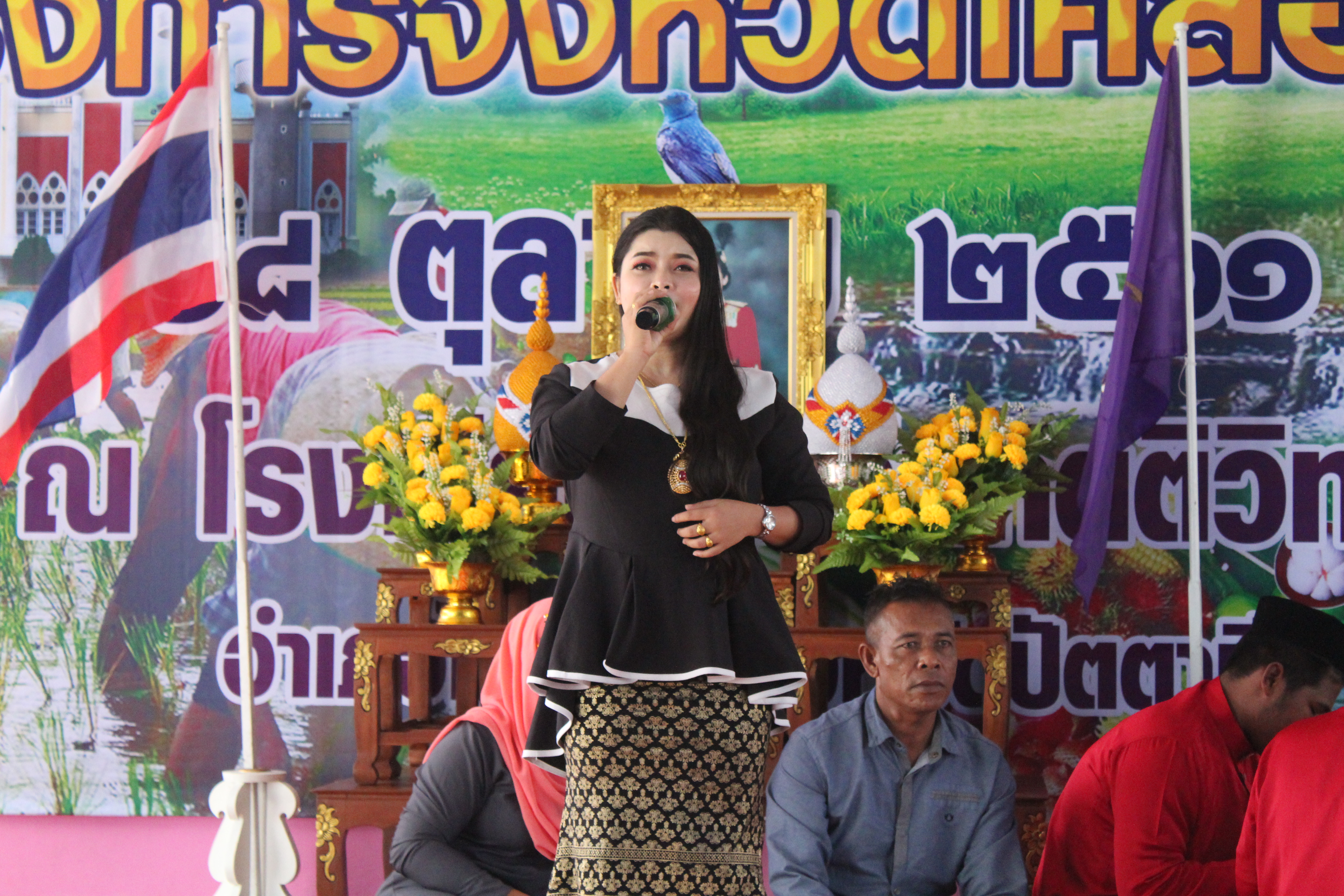 พช.ปัตตานี ร่วมกิจกรรมโครงการจังหวัดเคลื่อนที่อำเภอไม้แก่น จังหวัดปัตตานี ปีงบประมาณ 2562