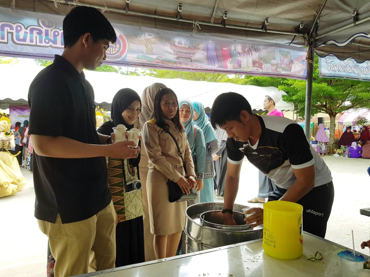 พช.สพจ.ปน.ร่วมกับ สพอ.ปะนาเระ ร่วมกิจกรรมโครงการจังหวัดเคลื่อนที่อำเภอปะนาเระ จังหวัดปัตตานี
