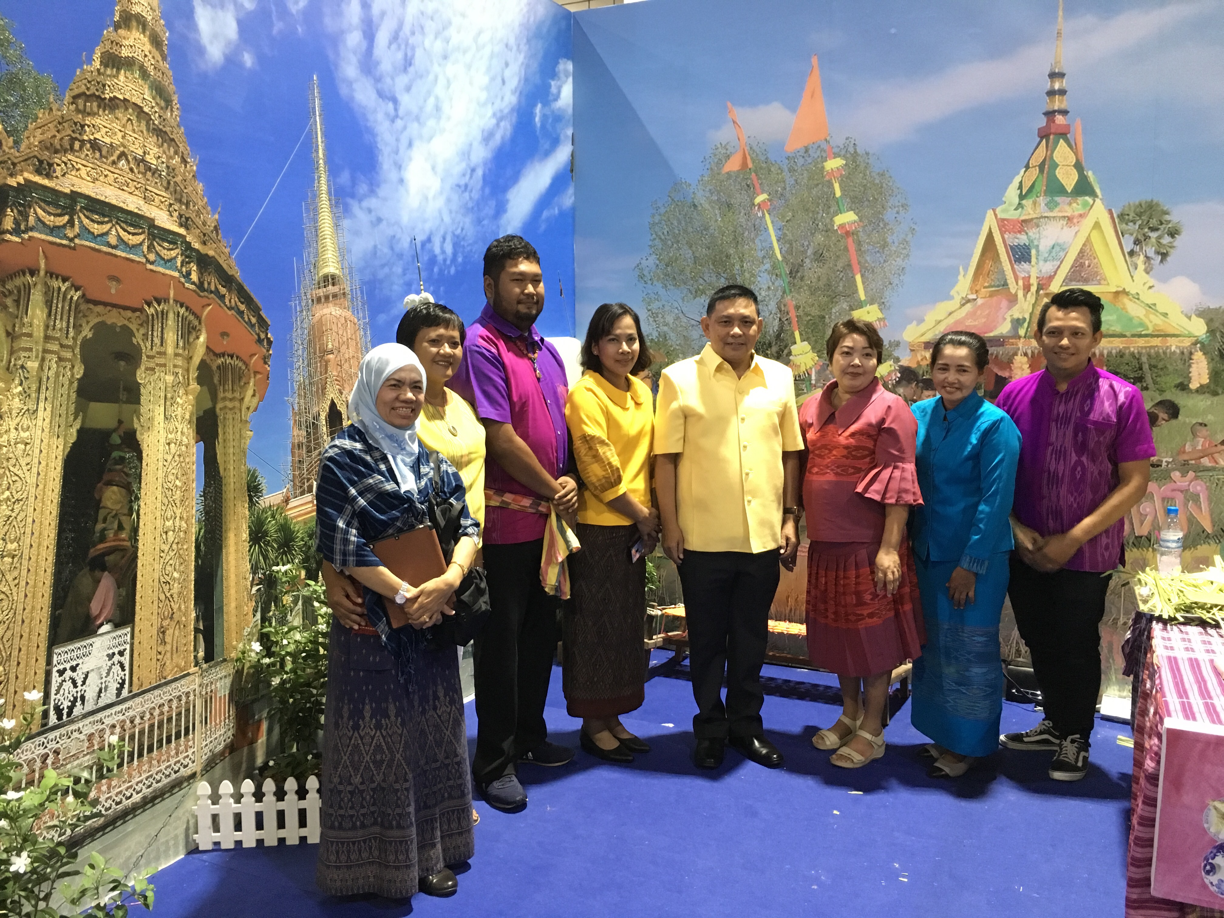 ผู้ว่าฯ ปัตตานี ดันชุมชนท่องเที่ยว OTOP นวัตวิถี แสดงผลงานใหญ่ ไปแล้วจะรู้ อยู่แล้วจะรัก..