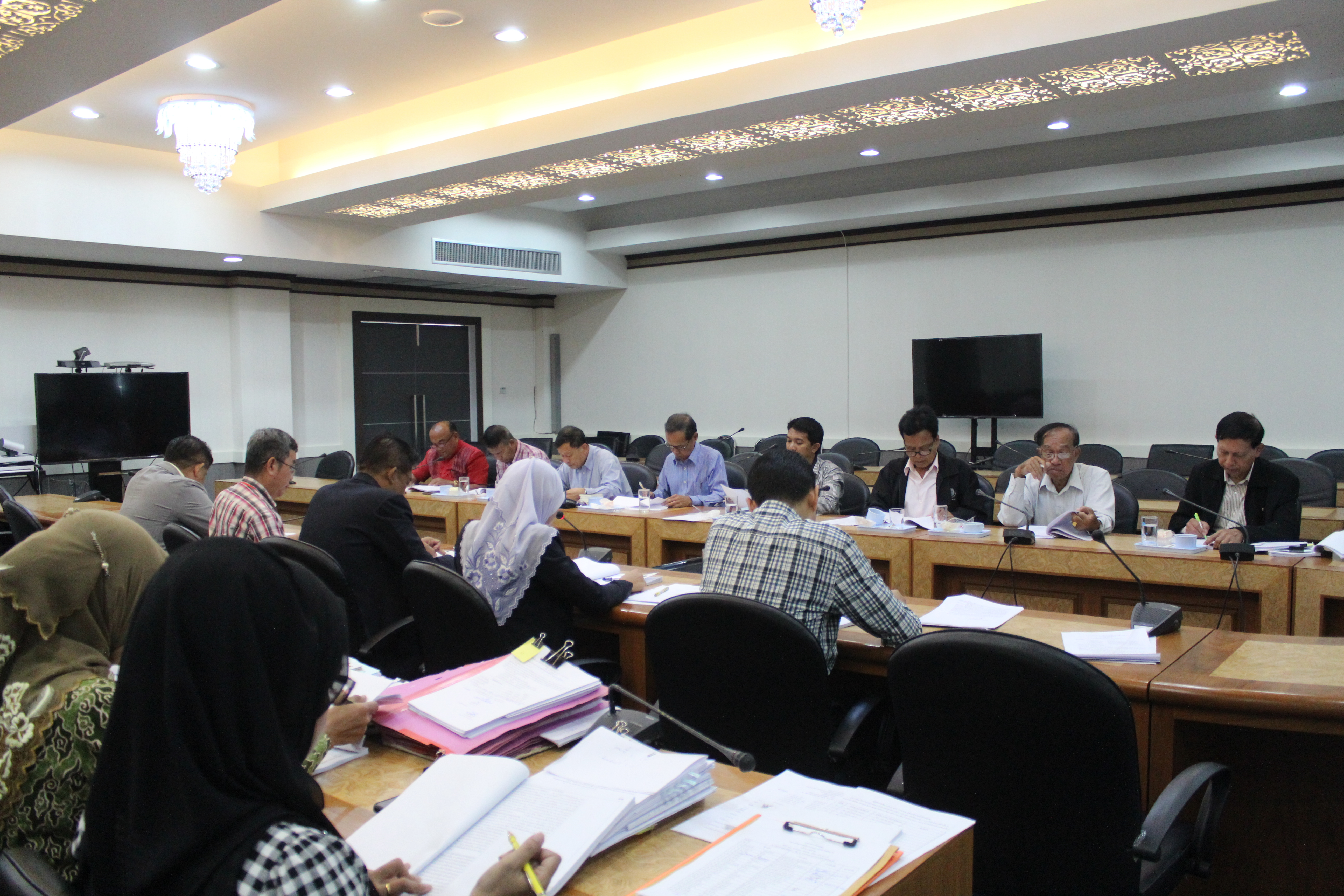 ” พัฒนาการจังหวัดปัตตานี ร่วมประชุม ก.ท.จ. พิจารณางานบุคคลฯ “