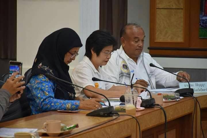 “ประชารัฐ เพื่อเศรษฐกิจฐานรากเพิ่มรายได้ให้กับชุมชนอย่างยั่งยืนส่งเสริมการท่องเที่ยวและวิสาหกิจชุมชน”