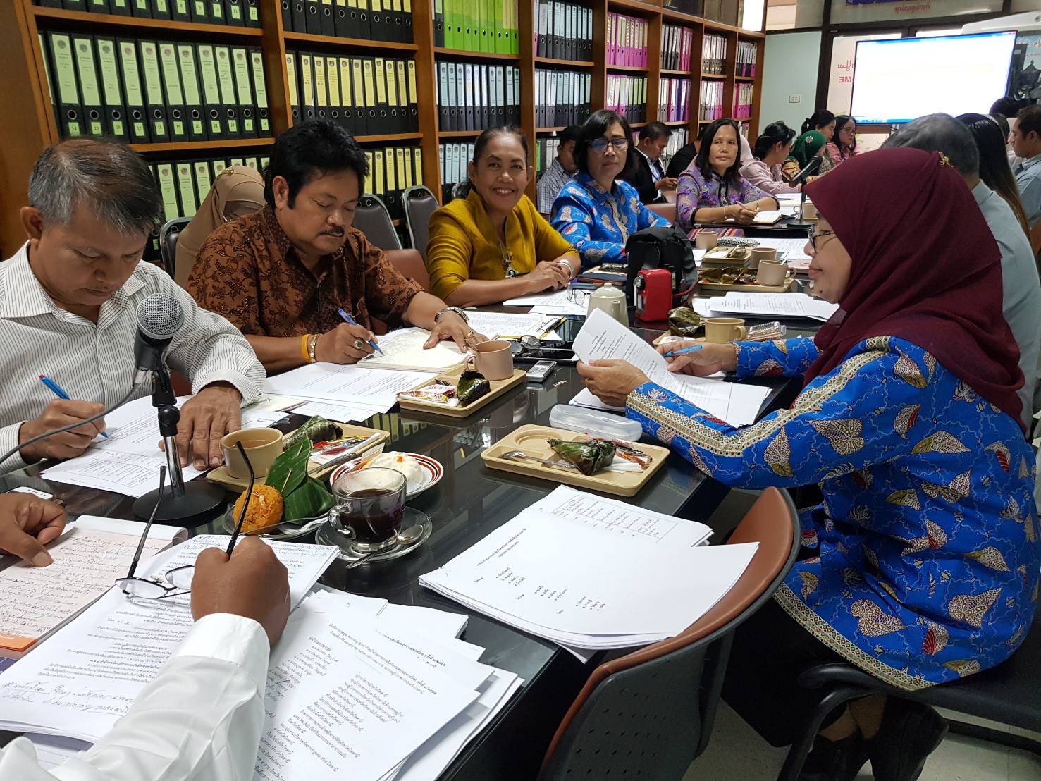 ” พัฒนาการจังหวัดปัตตานี ประชุมผู้บริหารฯ ขับเคลื่อนงานตามนโยบายกรมฯ/ จังหวัด ประจำปีงบประมาณ พ.ศ. 2562″