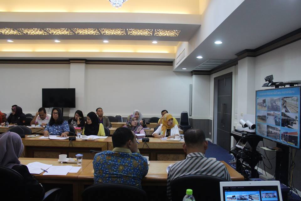 ” พัฒนาการจังหวัดปัตตานี ประชุมเตรียมความพร้อมการจัดนิทรรศการตามโครงการอนุรักษ์พันธุกรรมพืชอันเนื่องมาจากพระราชดำริฯ “