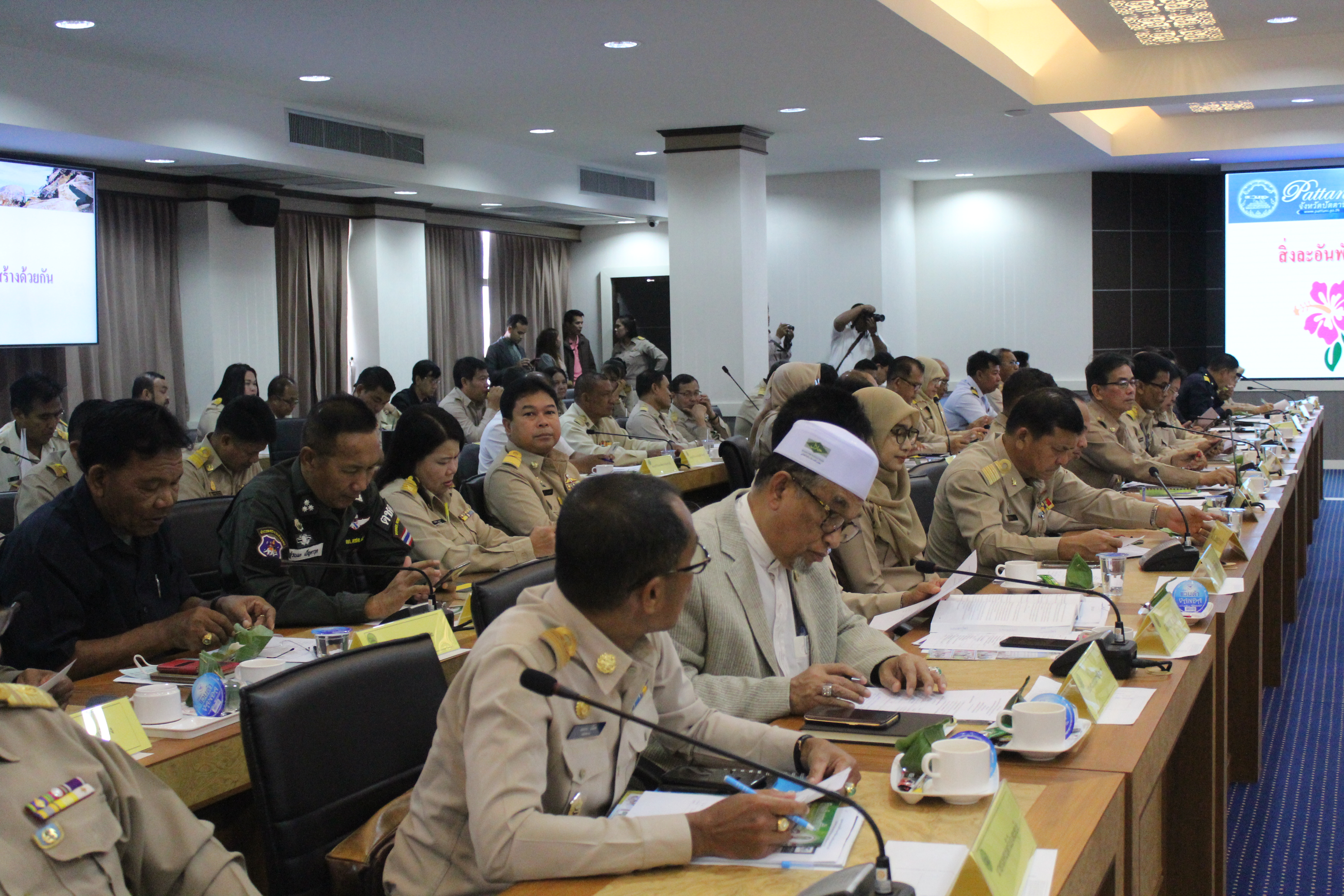 ” พัฒนาการจังหวัดปัตตานี ร่วมประชุมคณะกรรมการจังหวัด ติดตามความก้าวหน้าผลการดำเนินงานของส่วนราชการ “