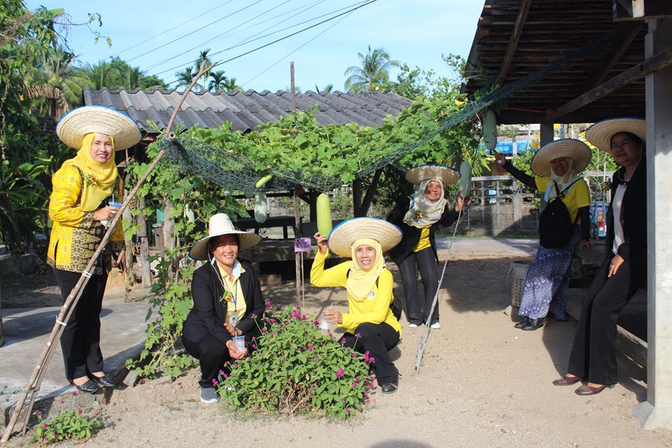 พช.ปัตตานี ลงพื้นที่คัดสรรหมู่บ้านเศรษฐกิจพอเพียงดีเด่นฯ ระดับจังหวัด (อำเภอสายบุรี)